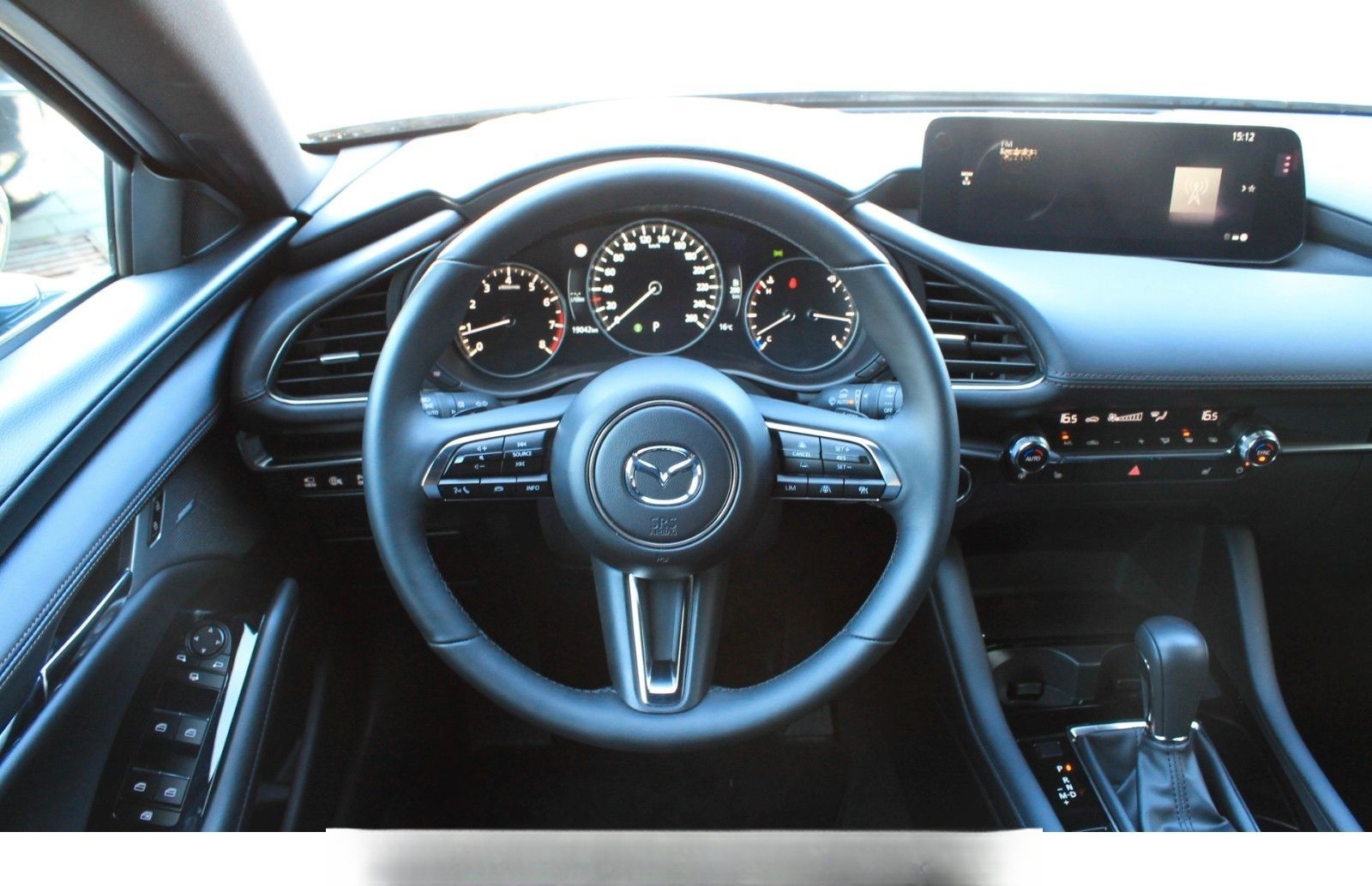 Mazda 3 Lim. 5-trg. Takumi*LEDER*MATRIX*360*BOSE*ACC* foto 18