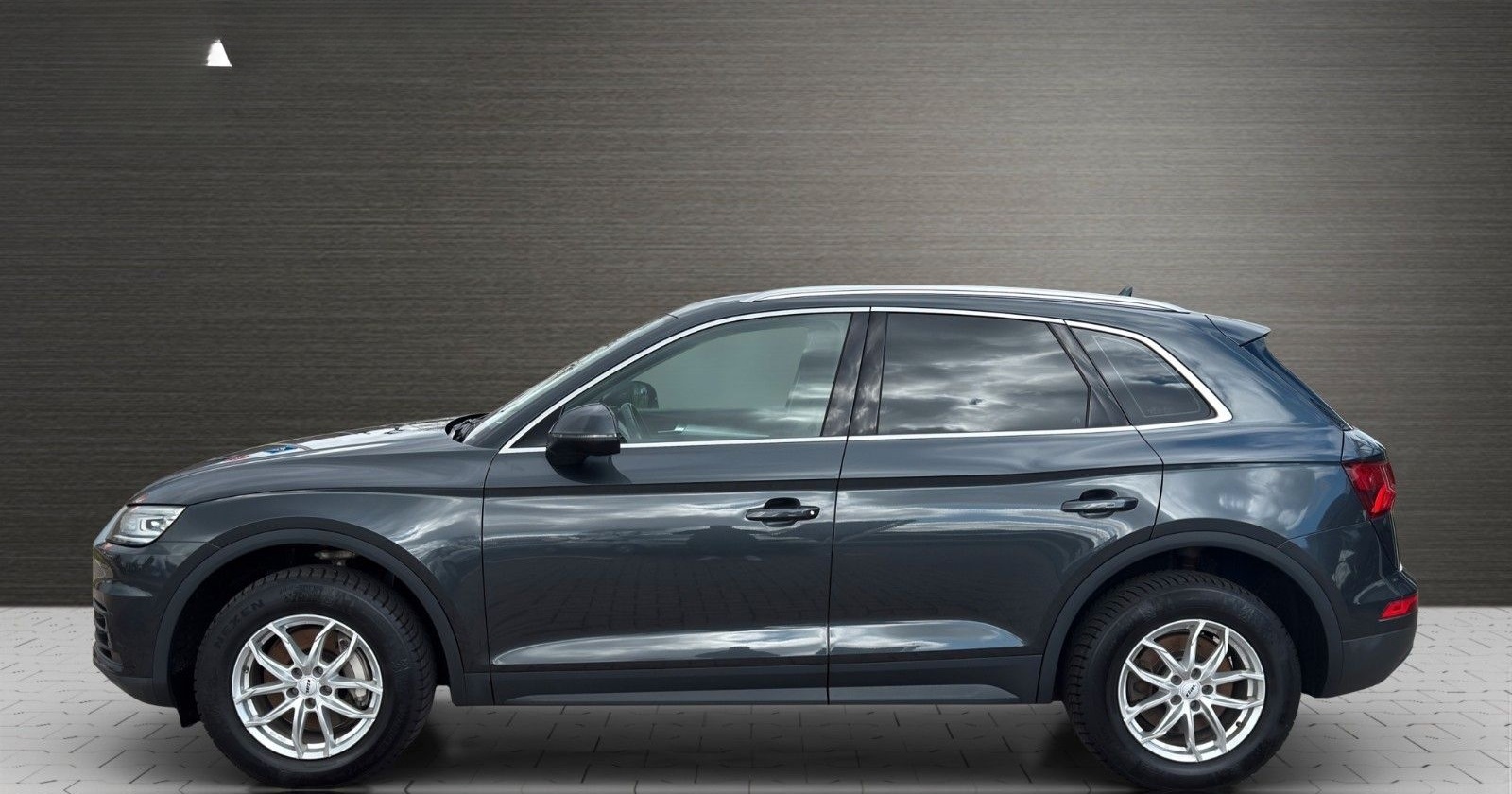Audi Q5 2.0TDI quattro Autom. Xenon Navi SHZ PDC AHK foto 2
