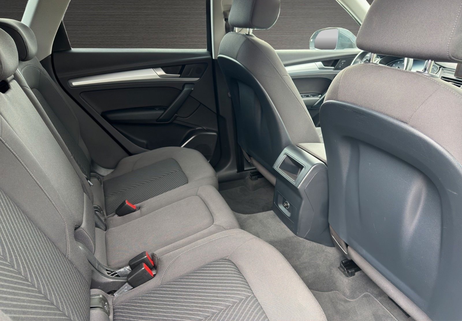 Audi Q5 2.0TDI quattro Autom. Xenon Navi SHZ PDC AHK foto 13