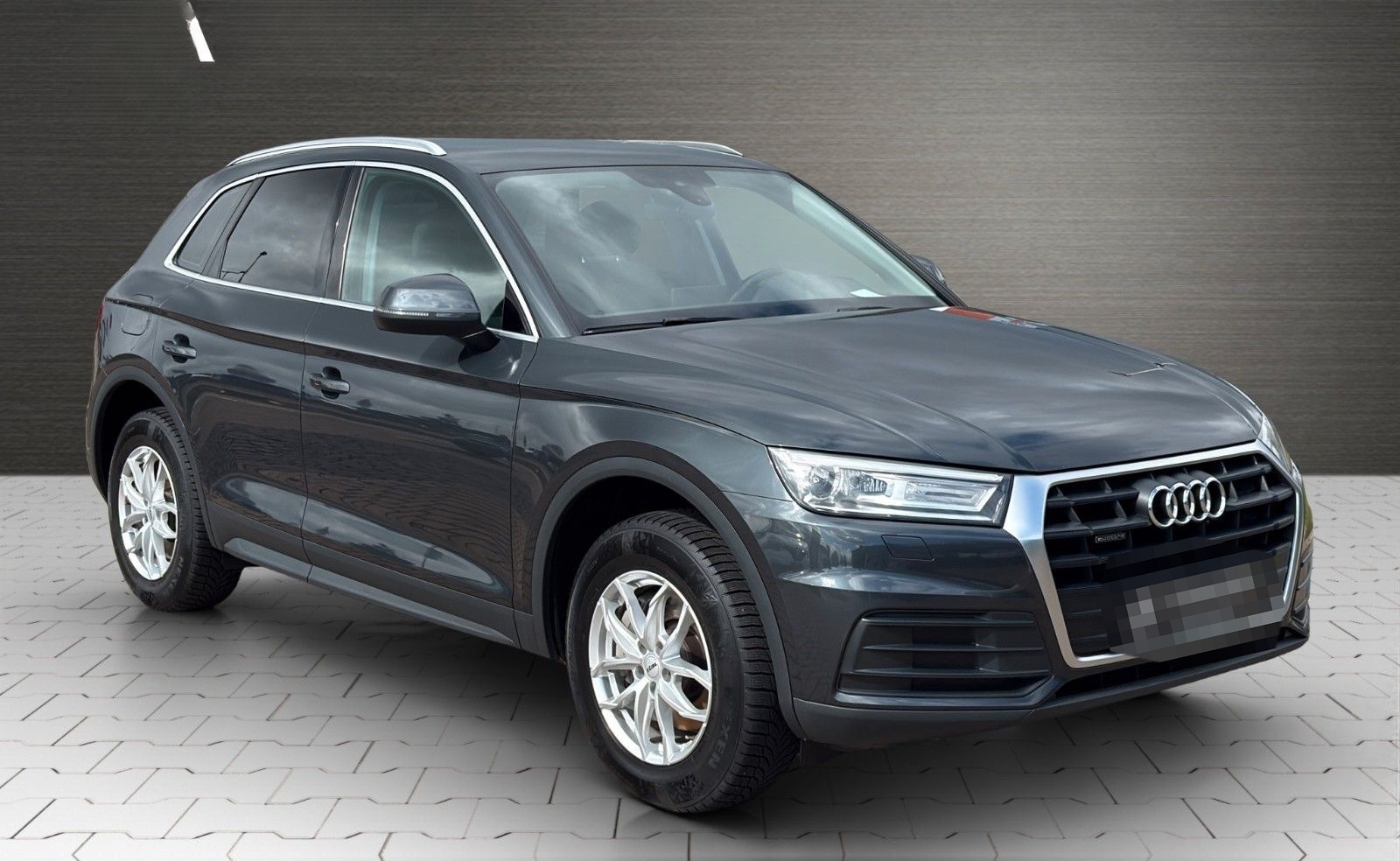 Audi Q5 2.0TDI quattro Autom. Xenon Navi SHZ PDC AHK foto 8