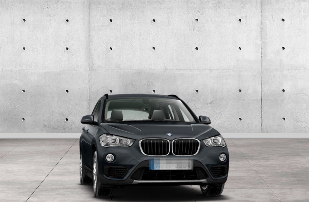 BMW X1 sDrive18i Automatikgetriebe, Anhängerkupplung foto 11