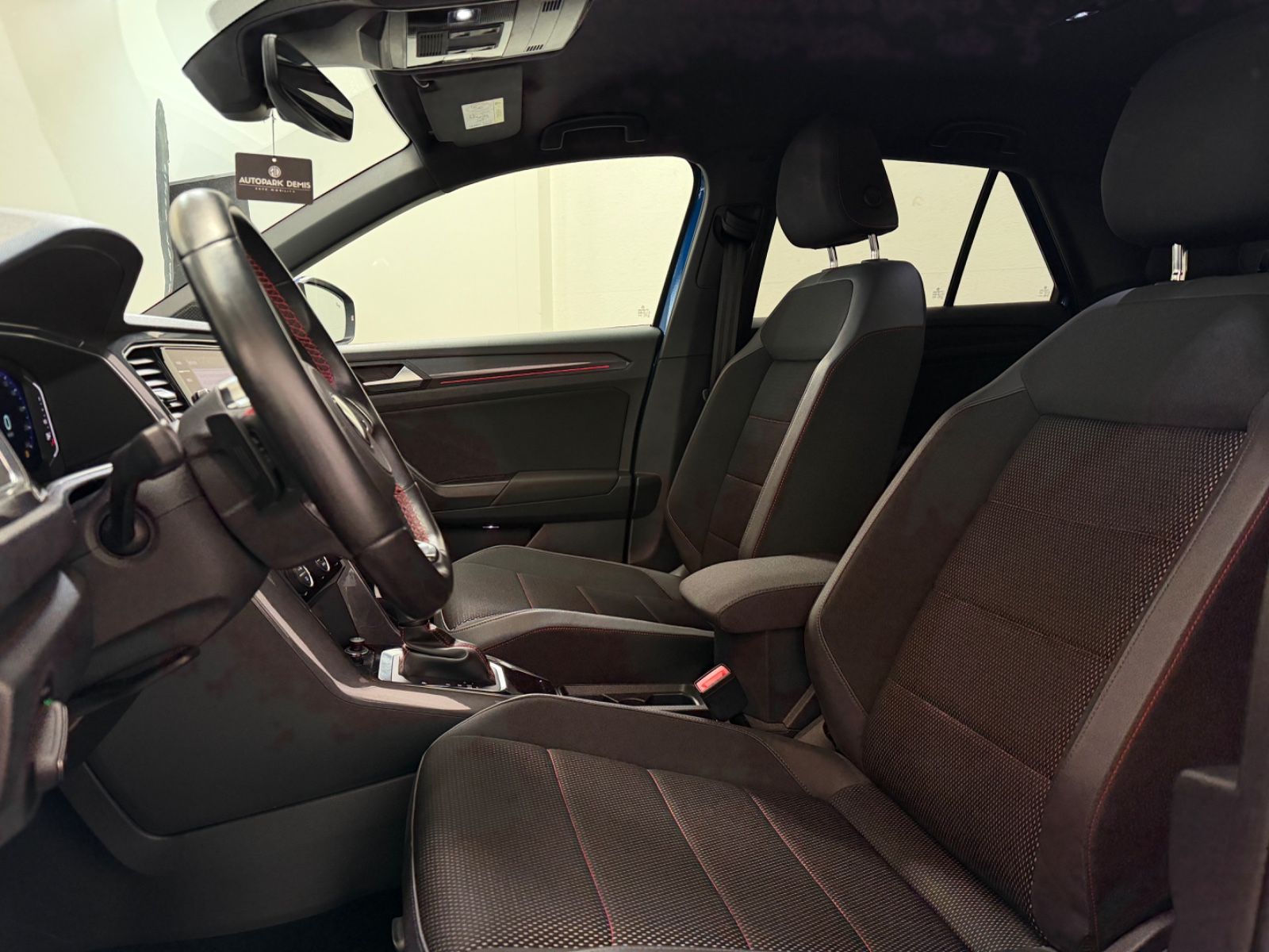 Volkswagen T-Roc Sport 1.5 DSG/KAMERA/ACC/SIDE/SHZ/ALLWETTE foto 9