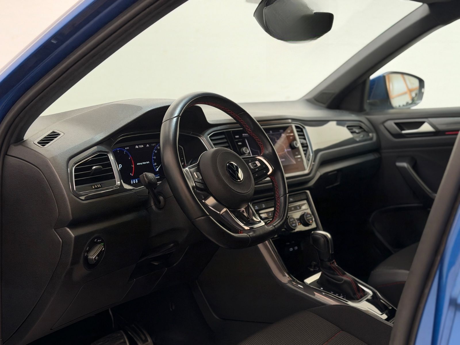 Volkswagen T-Roc Sport 1.5 DSG/KAMERA/ACC/SIDE/SHZ/ALLWETTE foto 10