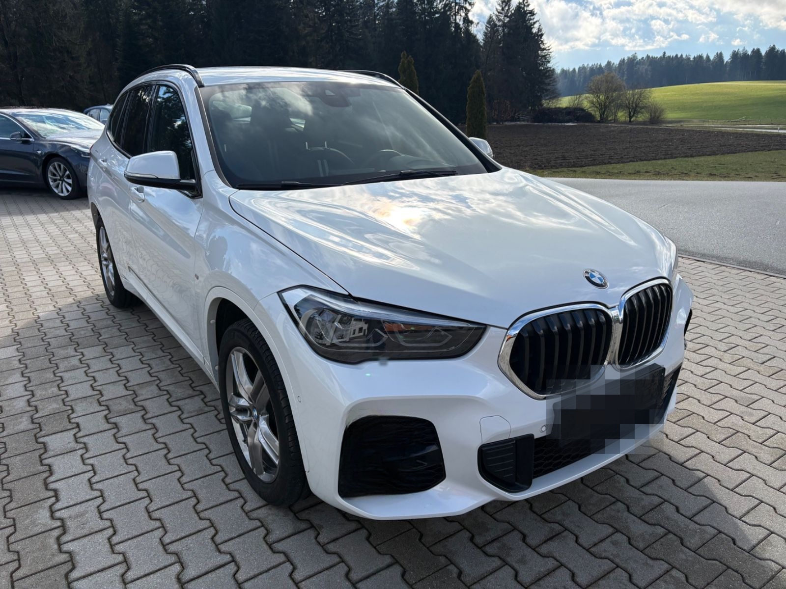 BMW X1 xDrive 25 e M Sport Facelift Aut. LED AHK foto 2