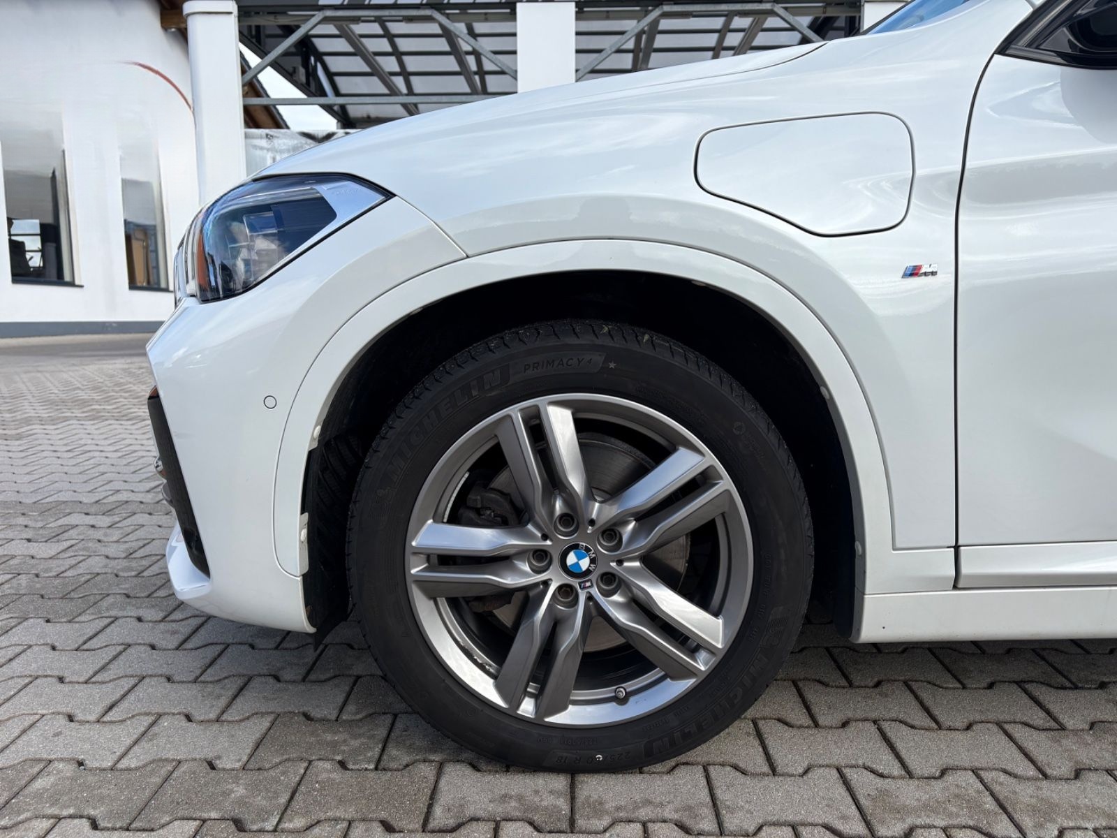 BMW X1 xDrive 25 e M Sport Facelift Aut. LED AHK foto 17