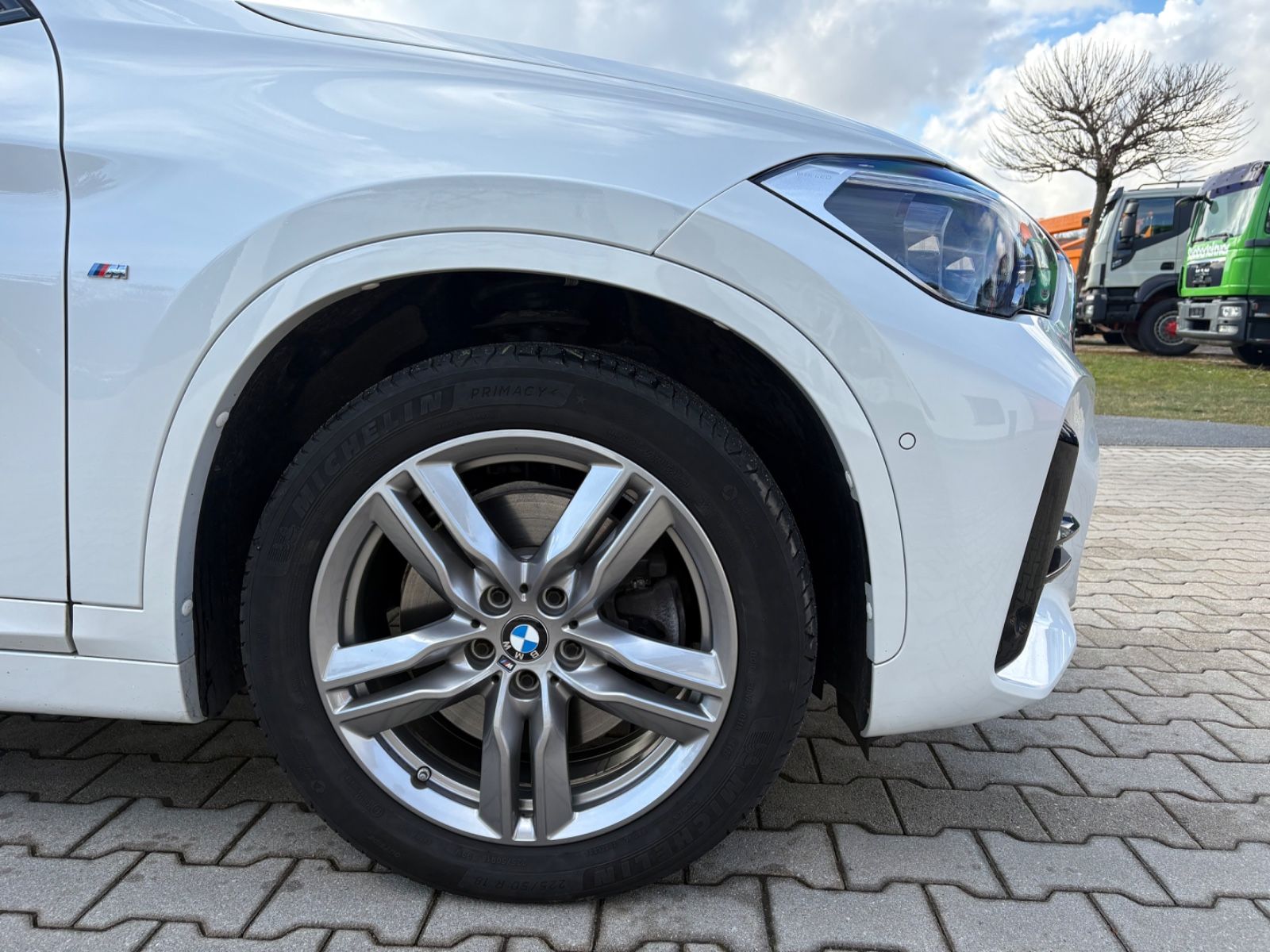 BMW X1 xDrive 25 e M Sport Facelift Aut. LED AHK foto 4