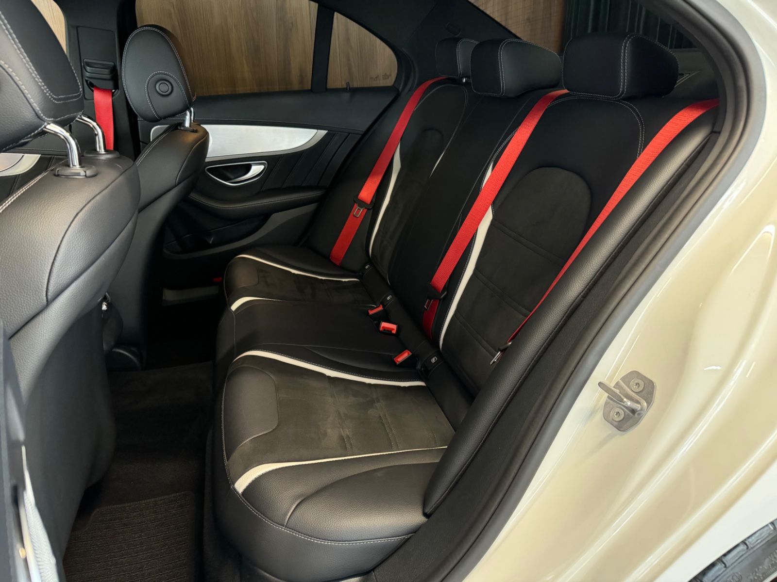 Mercedes-Benz C 63s AMG°Limo.°Pano°LED°Alcan°DE-Fahrzeug°Tempo foto 15