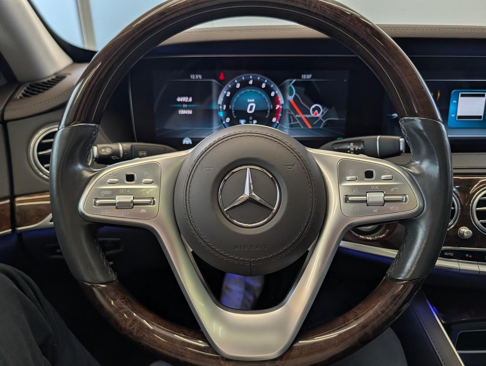 Mercedes-Benz S 560 4Matic - AHK/PANO/STDHZ/ACC/360/Burm. foto 6