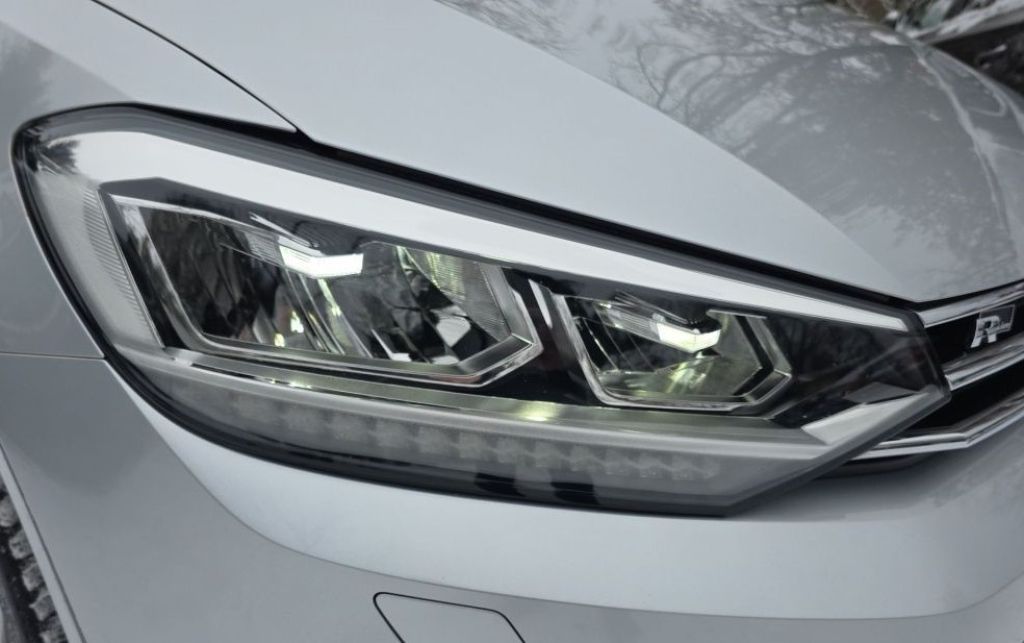 Volkswagen Touran 1.5 TSI DSG ACC LED KAM Stdhzg Comfortlin foto 11