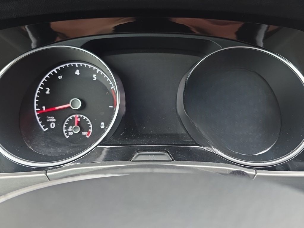 Volkswagen Touran 1.5 TSI DSG ACC LED KAM Stdhzg Comfortlin foto 13