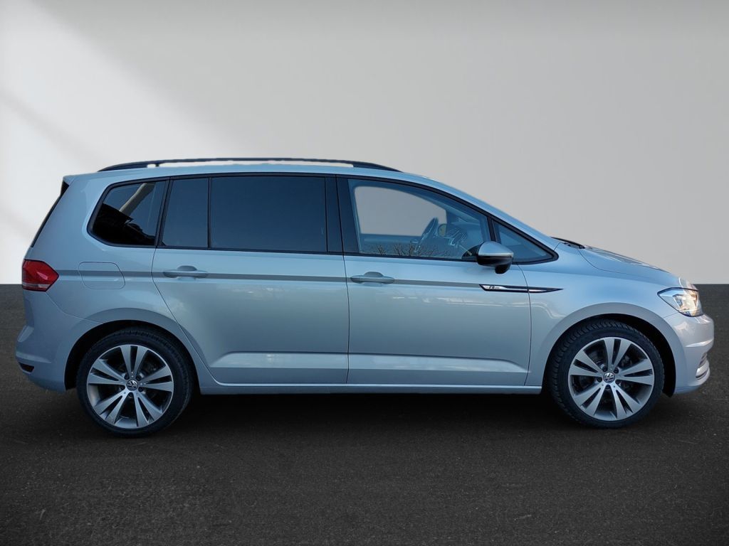 Volkswagen Touran 1.5 TSI DSG ACC LED KAM Stdhzg Comfortlin foto 3
