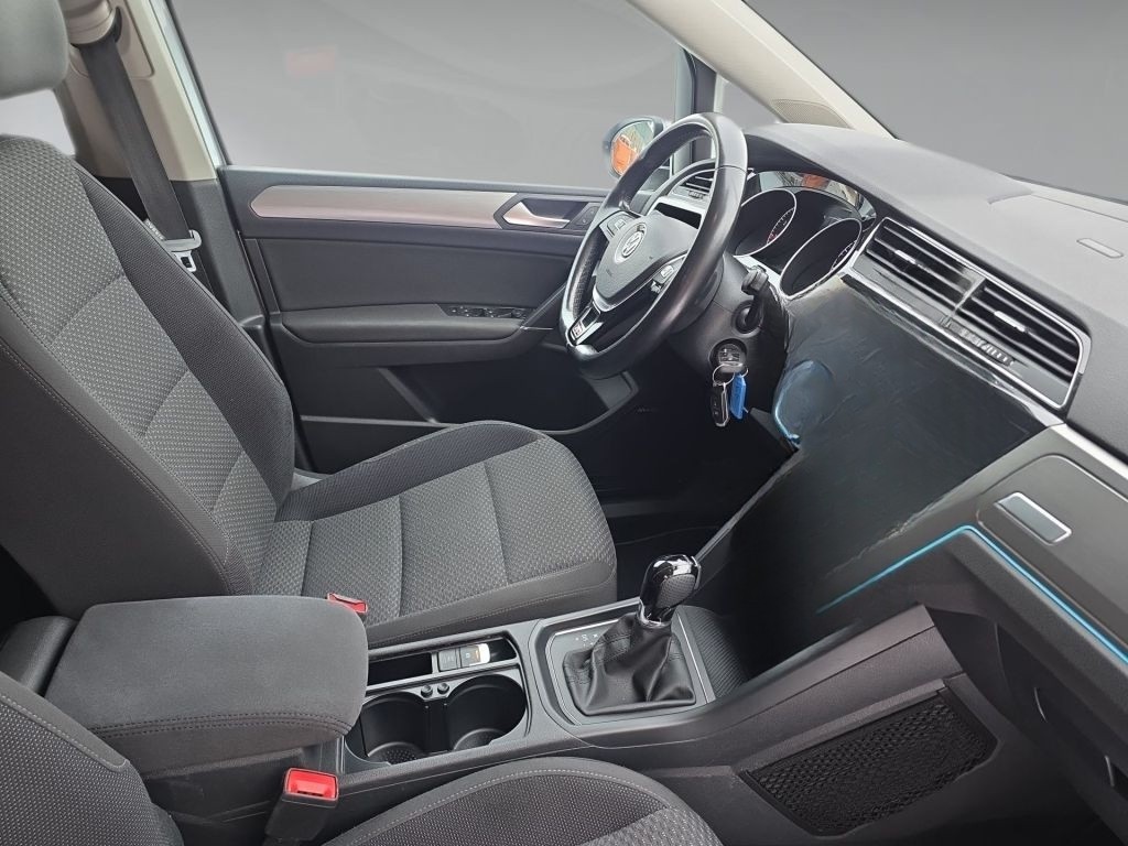 Volkswagen Touran 1.5 TSI DSG ACC LED KAM Stdhzg Comfortlin foto 4