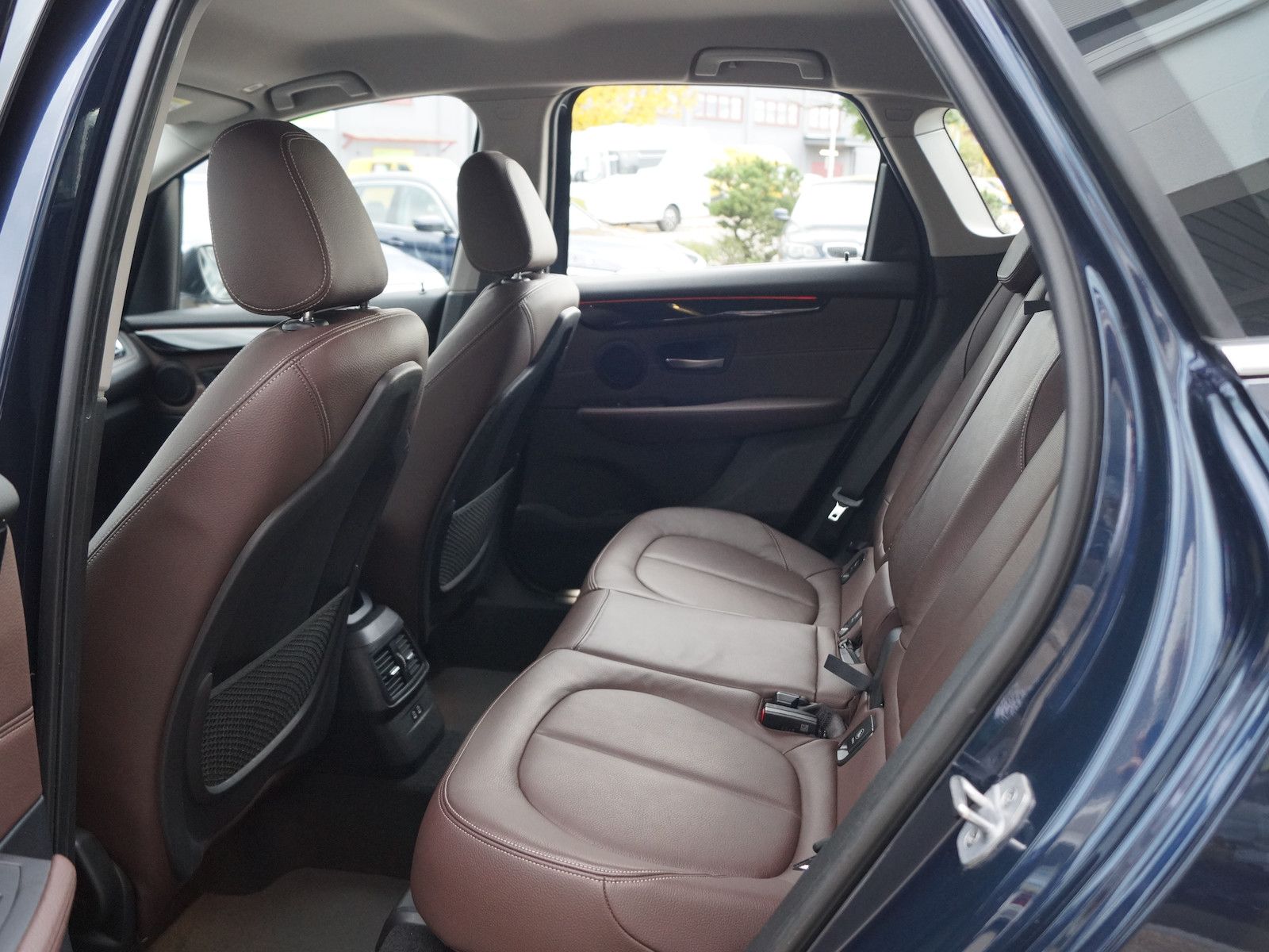 BMW 218 Active Tourer d Luxury Line *Navi*Leder*LED foto 11