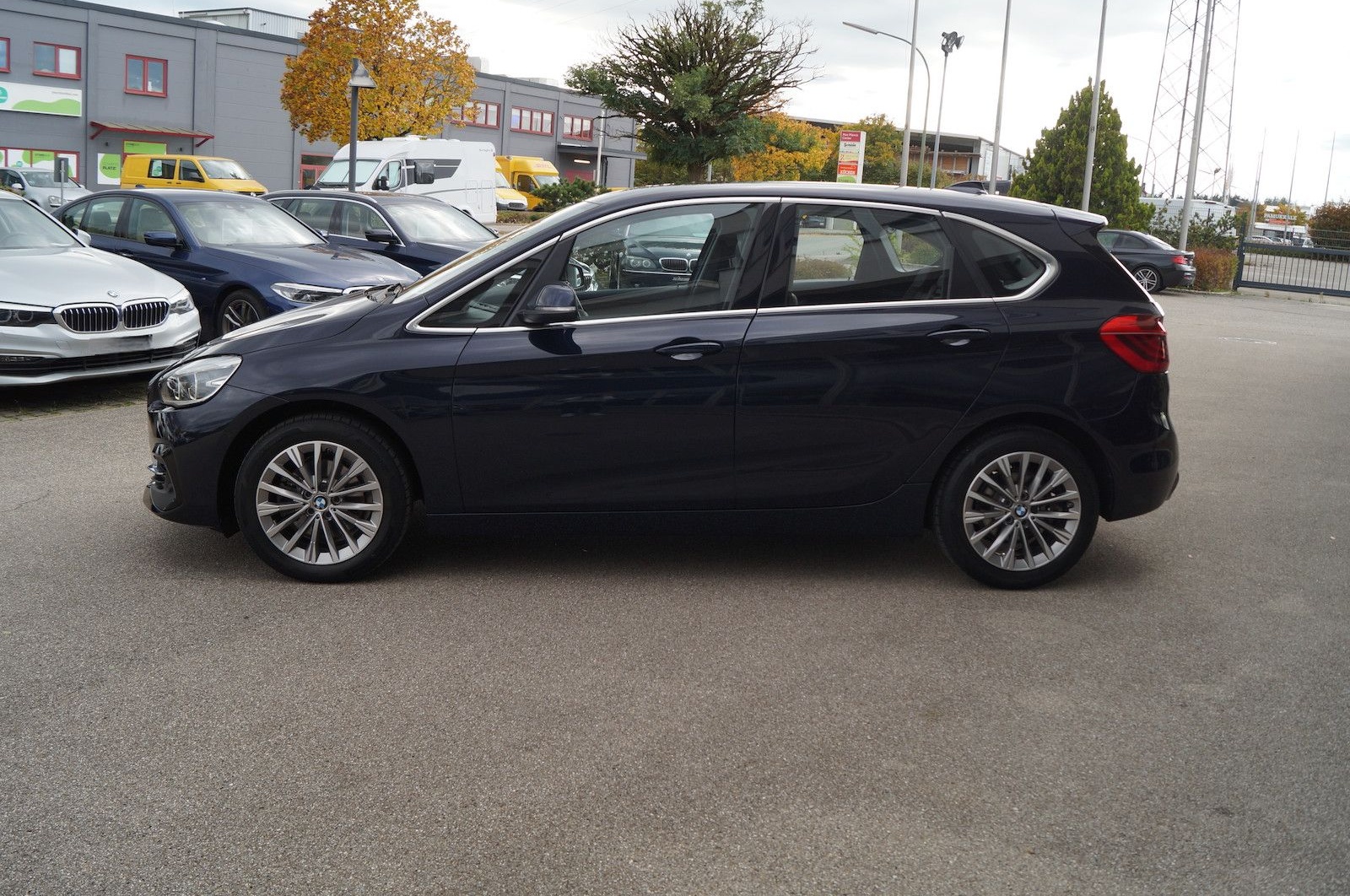 BMW 218 Active Tourer d Luxury Line *Navi*Leder*LED foto 5