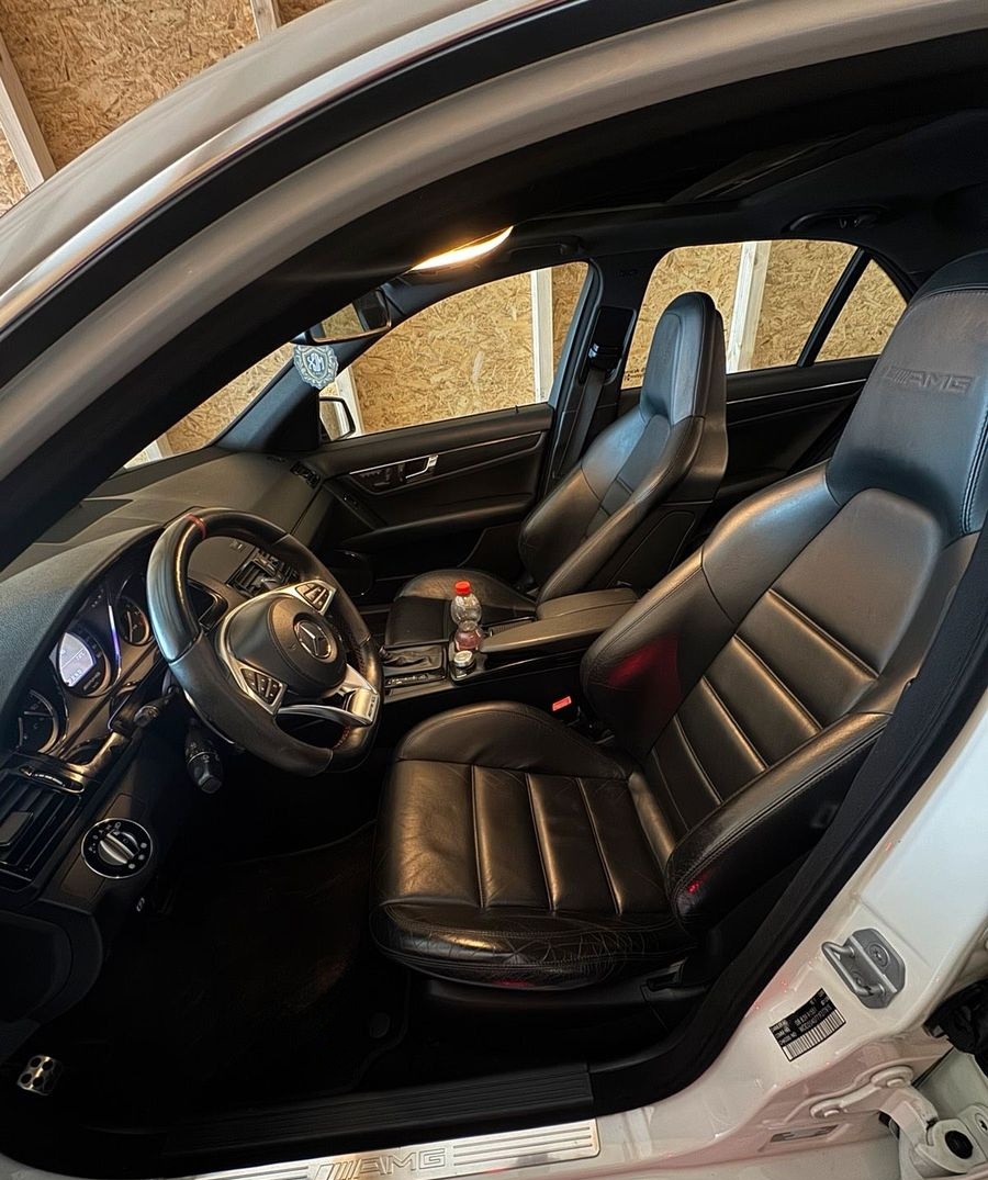 Mercedes-Benz C 63 AMG W204 M156 ( Rückfahrkamera) foto 5