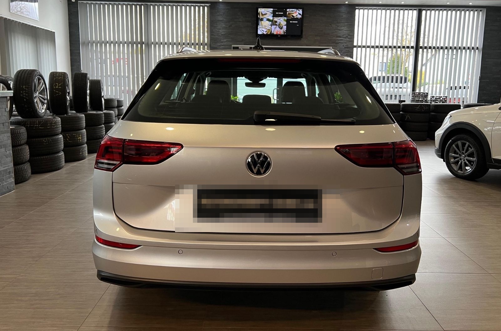 Volkswagen Golf VIII 2.0TDI*DSG*NAV*VIRT*LED*KAM*ACC*AHK*1H foto 6