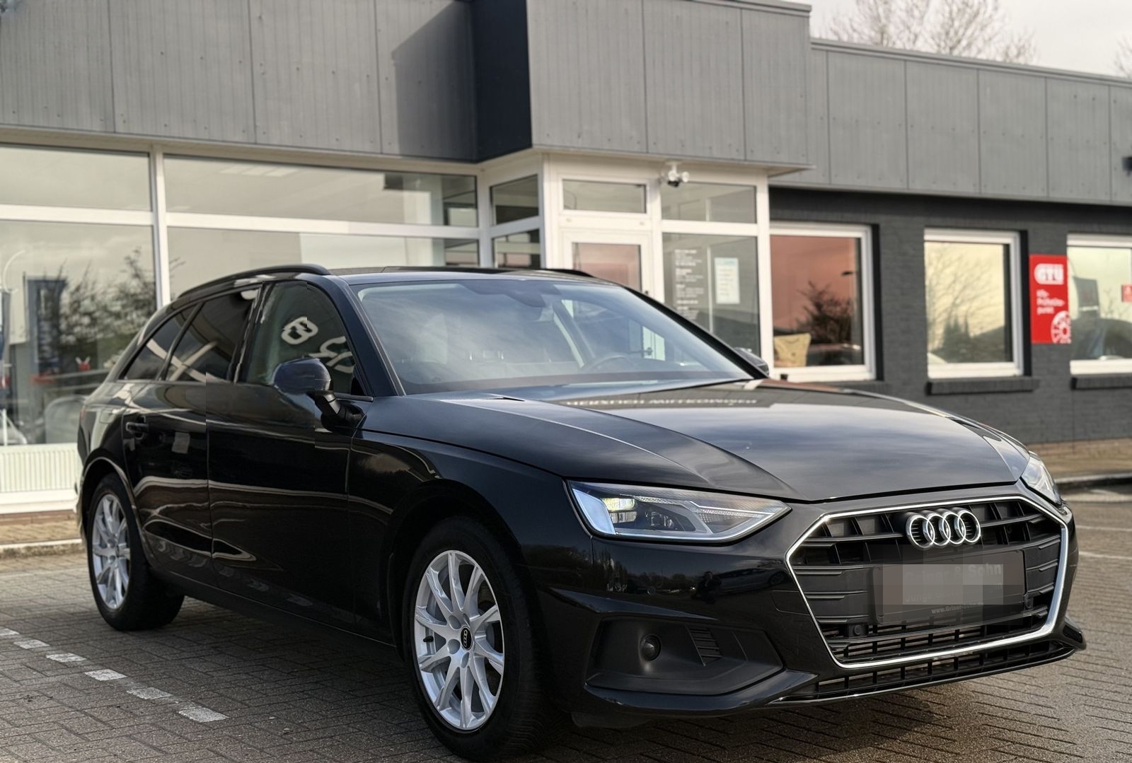 Audi A4 35 TFSI S-Tronic,Sitzheizung,Kessy,Navi,3,99% foto 3