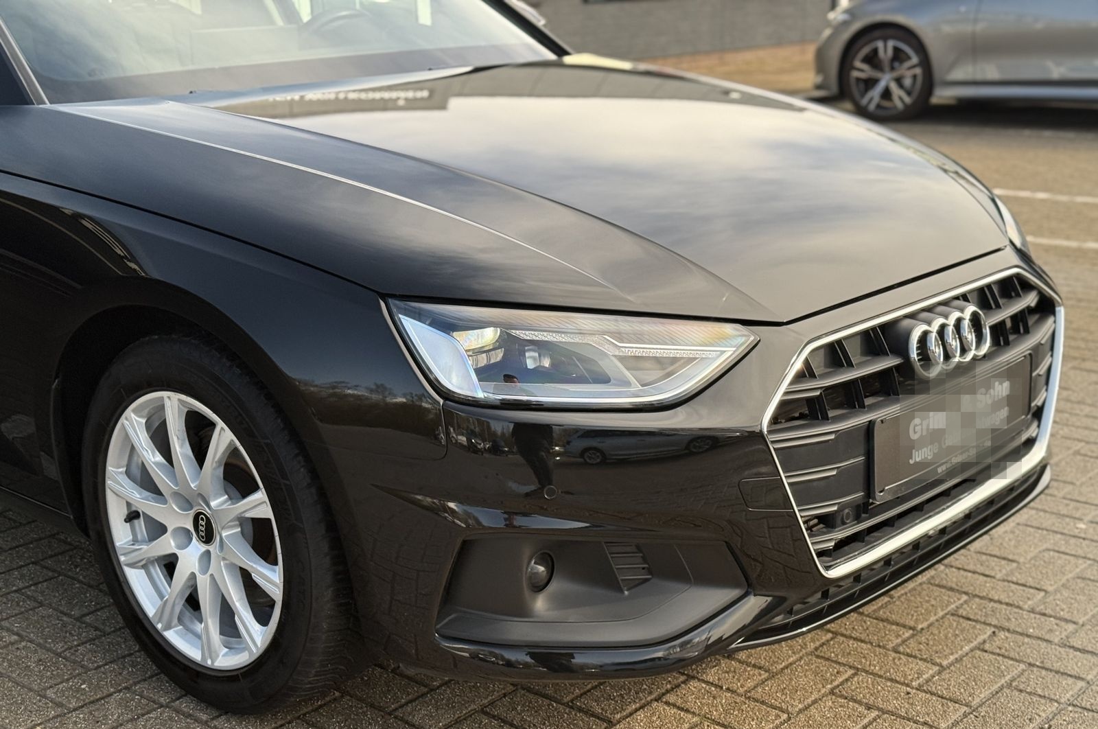 Audi A4 35 TFSI S-Tronic,Sitzheizung,Kessy,Navi,3,99% foto 4