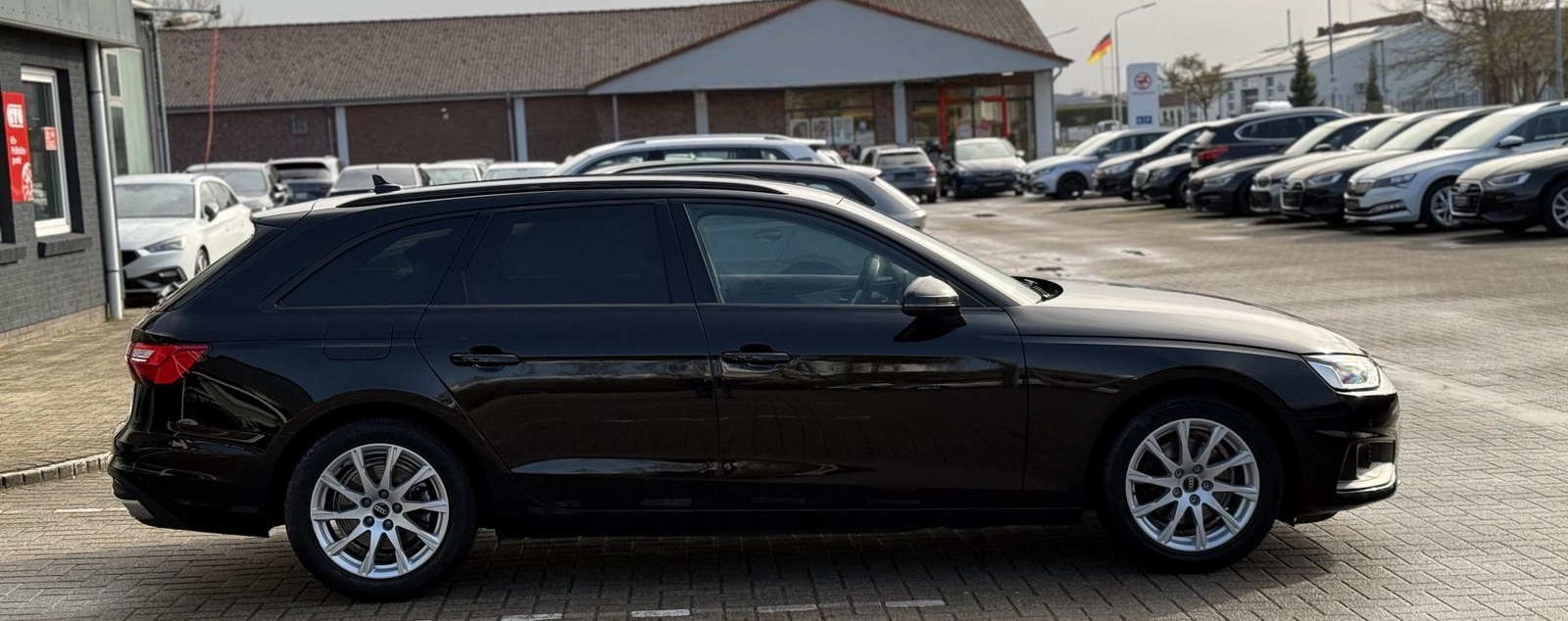 Audi A4 35 TFSI S-Tronic,Sitzheizung,Kessy,Navi,3,99% foto 5