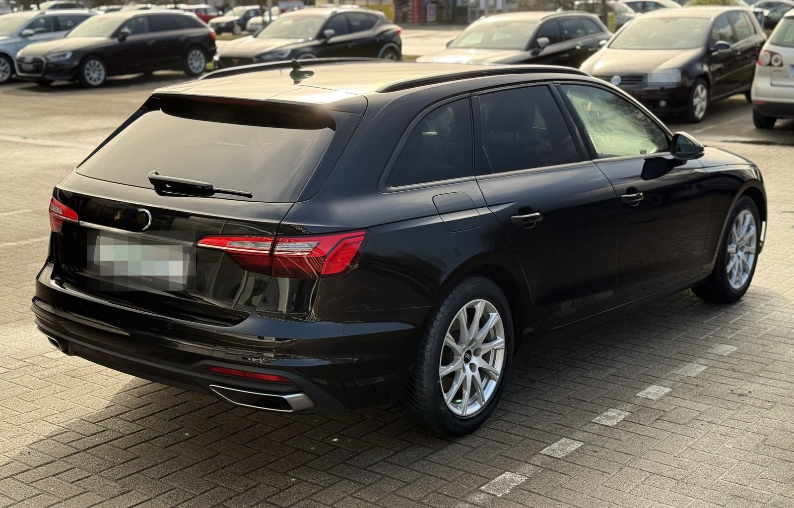 Audi A4 35 TFSI S-Tronic,Sitzheizung,Kessy,Navi,3,99% foto 6
