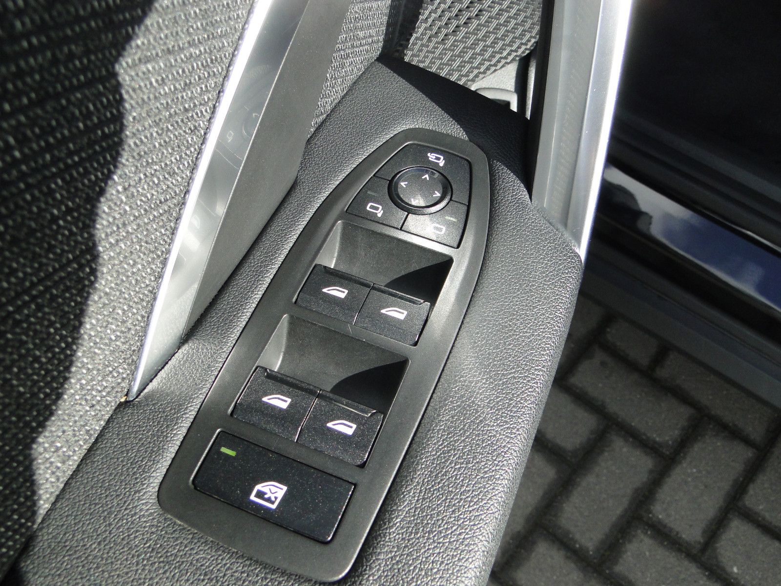 BMW X1 18D Widescreen/Ambiente/LED foto 15