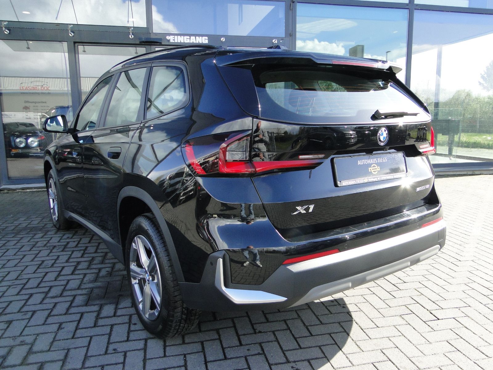 BMW X1 18D Widescreen/Ambiente/LED foto 4