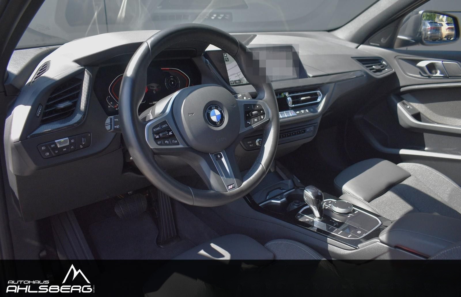 BMW 118 i SPORT/SHADOW/ H-K/ACC/HUD/MEMORY/PANO/M-LE foto 12