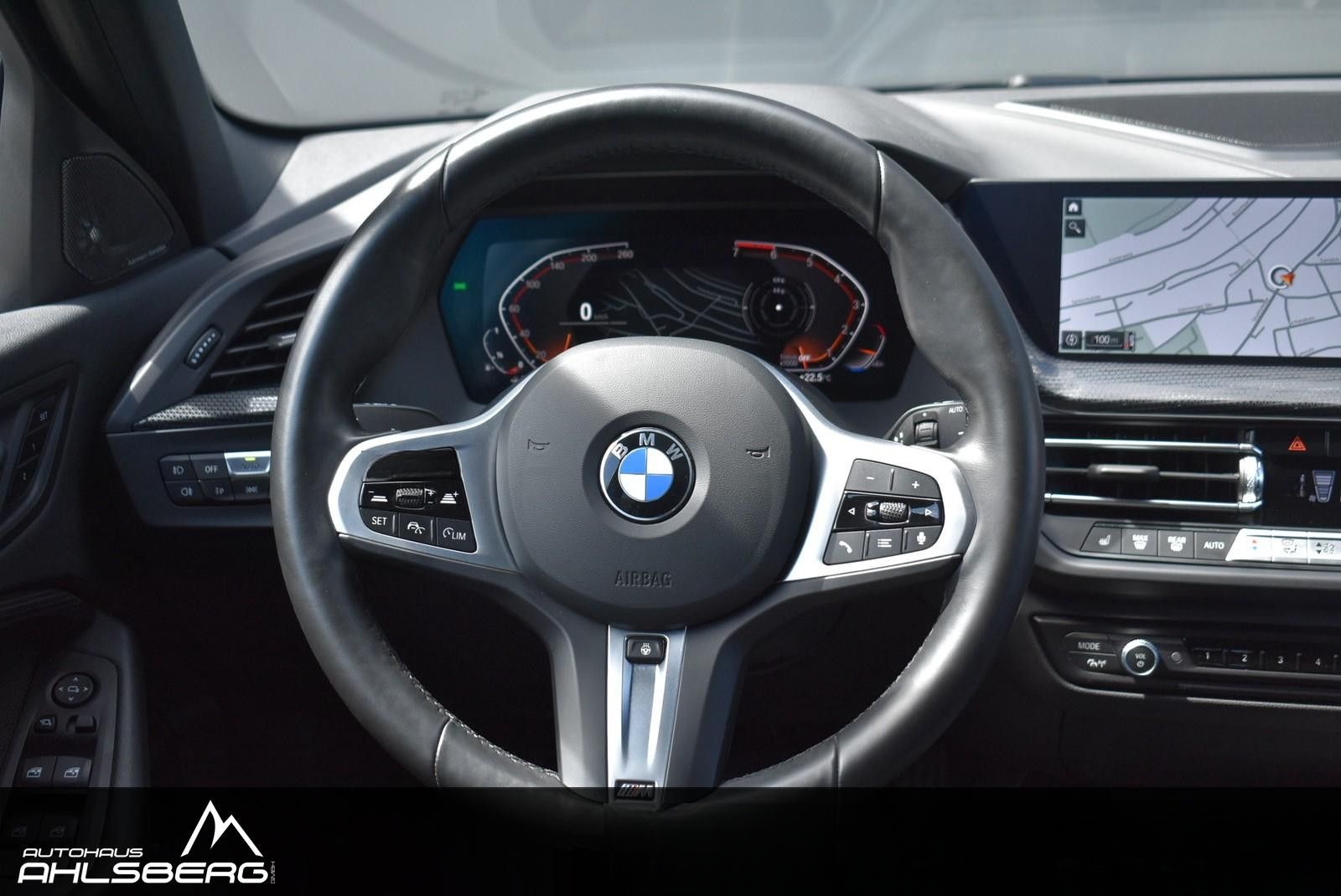 BMW 118 i SPORT/SHADOW/ H-K/ACC/HUD/MEMORY/PANO/M-LE foto 15