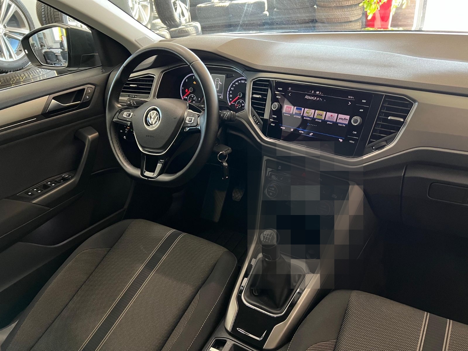 Volkswagen T-ROC 2.0TDI*NAV*STYLE*SHZ*MFL*AHK*PDC*17"1-HAND foto 11