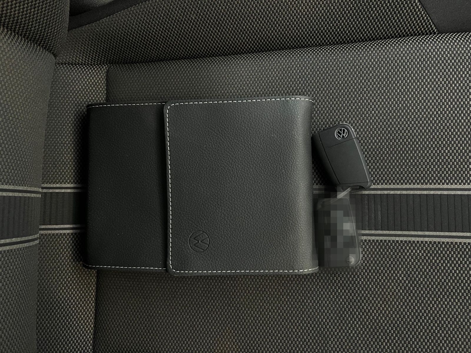 Volkswagen T-ROC 2.0TDI*NAV*STYLE*SHZ*MFL*AHK*PDC*17"1-HAND foto 16