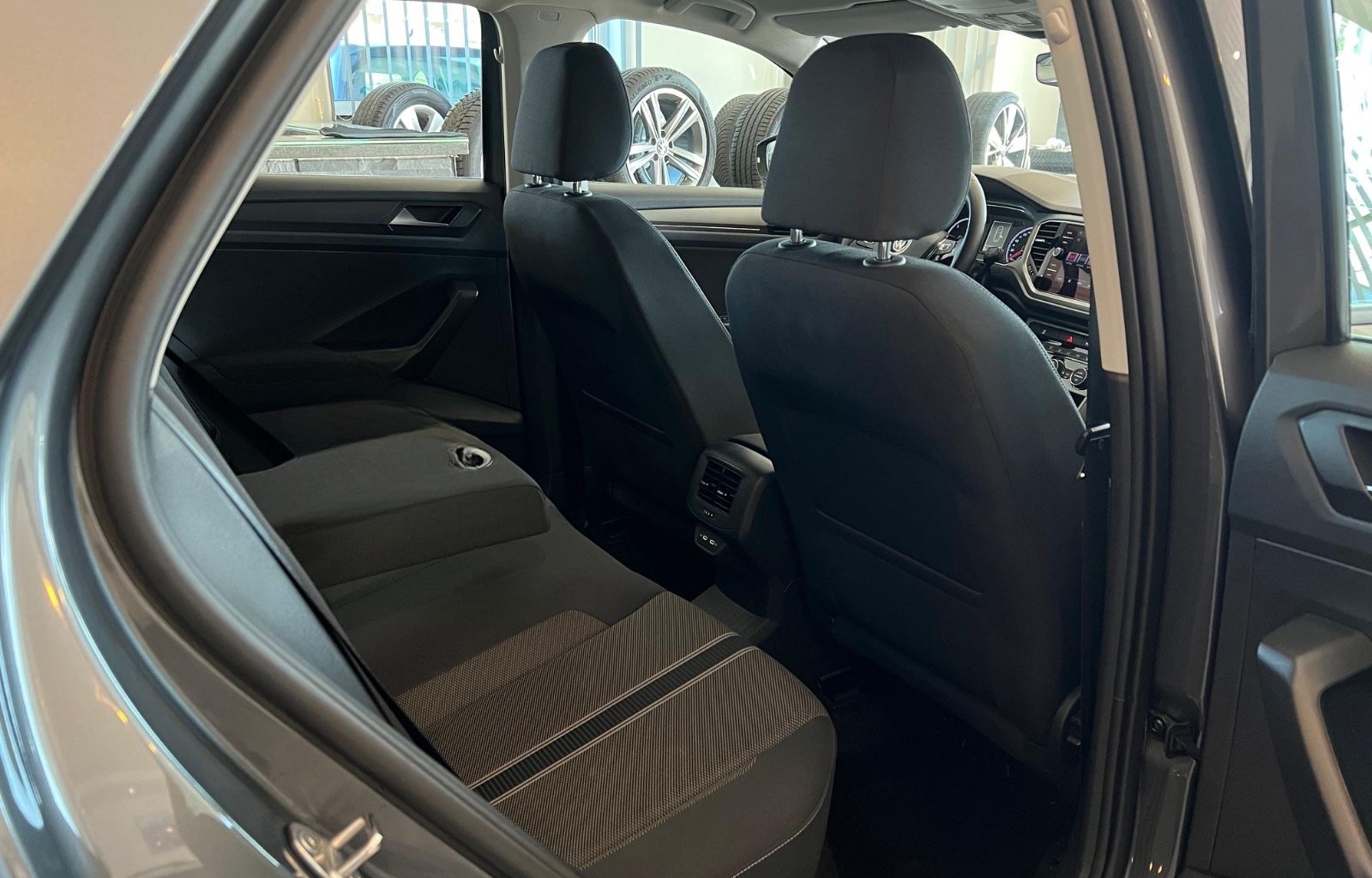 Volkswagen T-ROC 2.0TDI*NAV*STYLE*SHZ*MFL*AHK*PDC*17"1-HAND foto 18