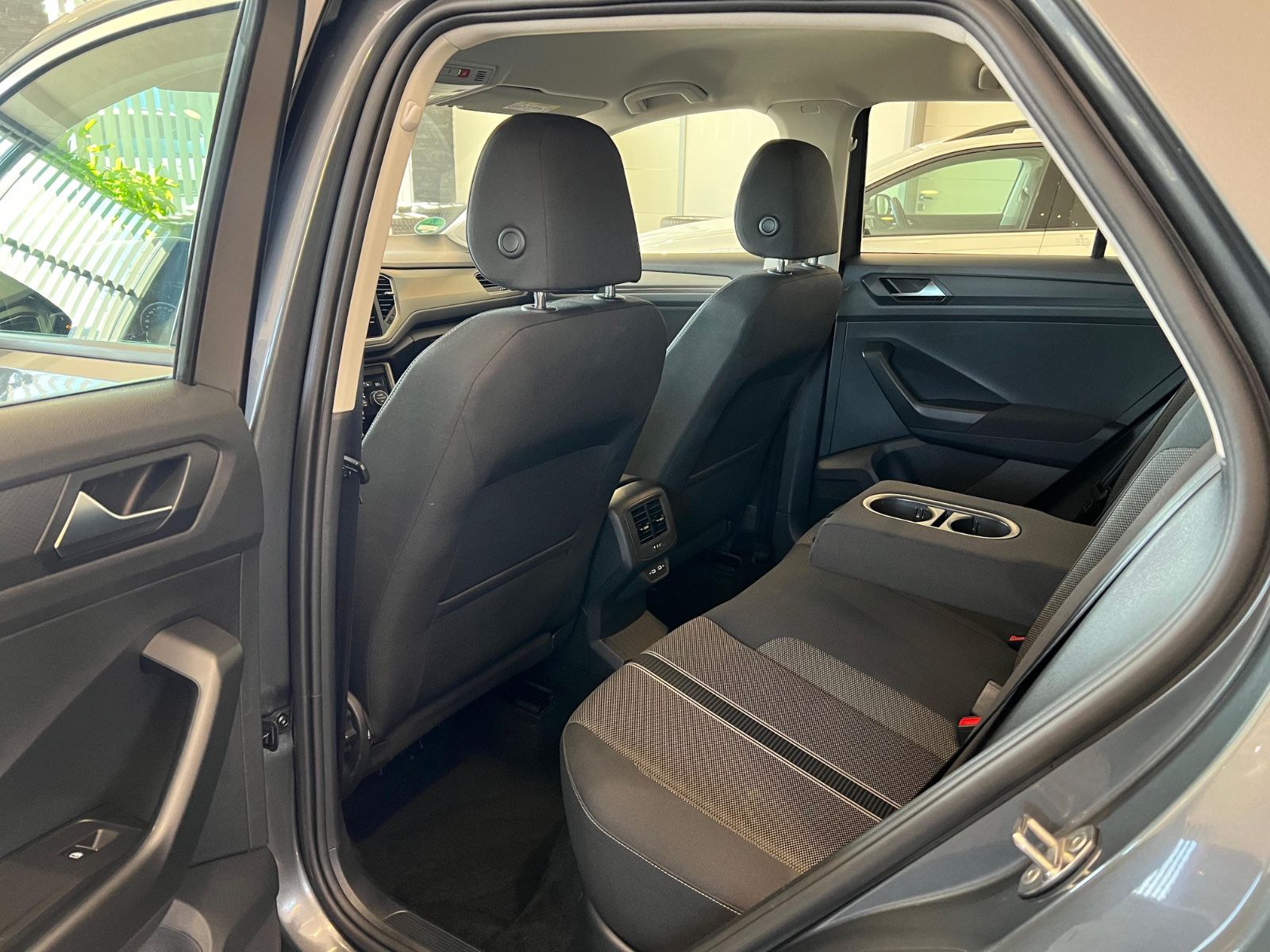 Volkswagen T-ROC 2.0TDI*NAV*STYLE*SHZ*MFL*AHK*PDC*17"1-HAND foto 19