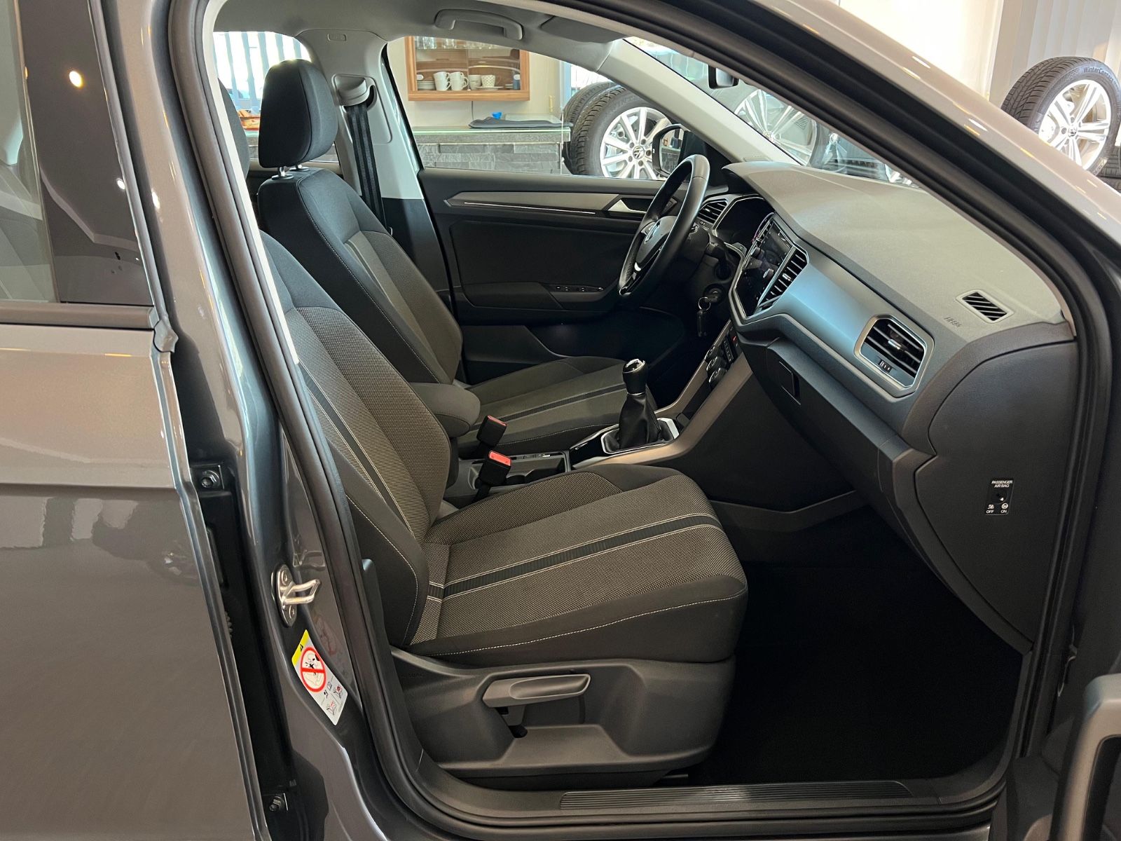 Volkswagen T-ROC 2.0TDI*NAV*STYLE*SHZ*MFL*AHK*PDC*17"1-HAND foto 9