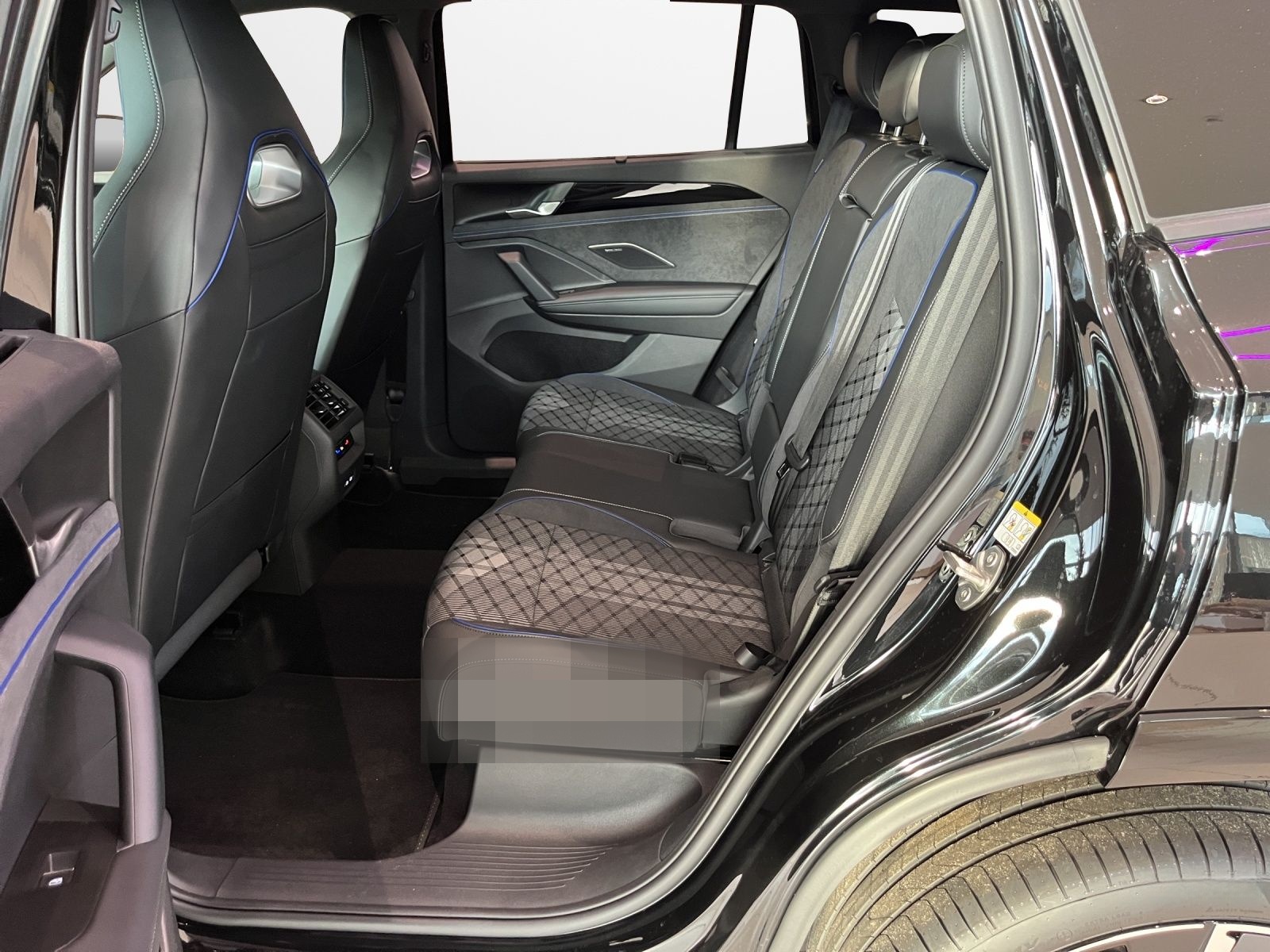 Volkswagen Tayron 1.5 TSI DSG eHybrid R-Line  HeadUp AHK Na foto 12