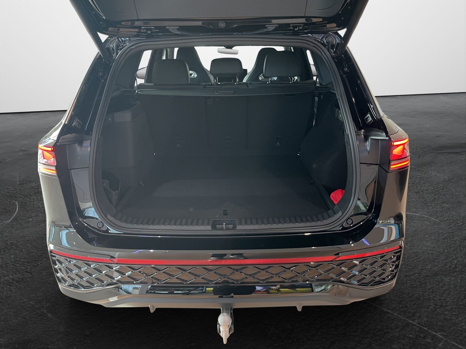 Volkswagen Tayron 1.5 TSI DSG eHybrid R-Line  HeadUp AHK Na foto 13