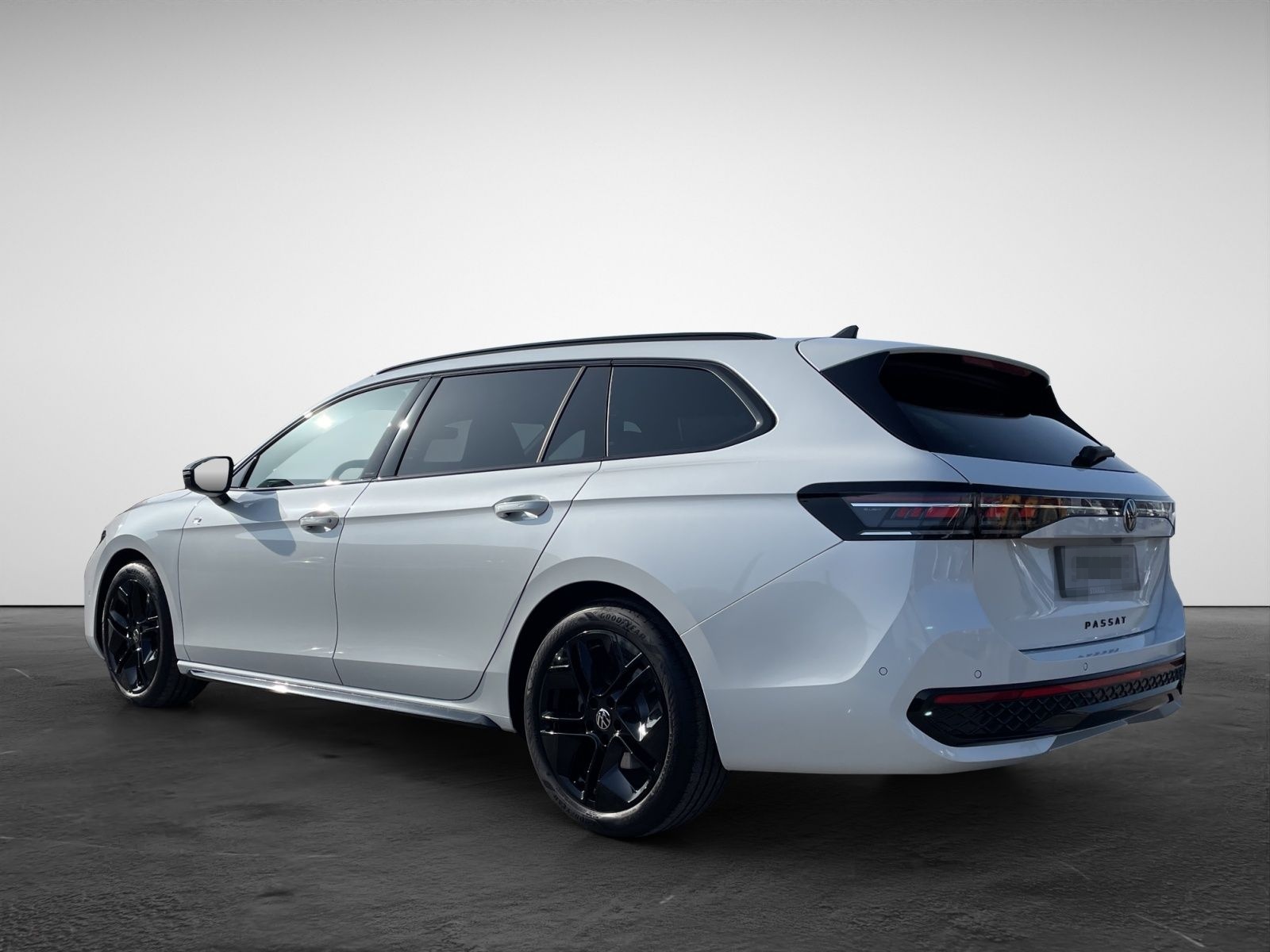 Volkswagen Passat Variant 2.0 TDI DSG 4M R-Line  AHK Navi L foto 5