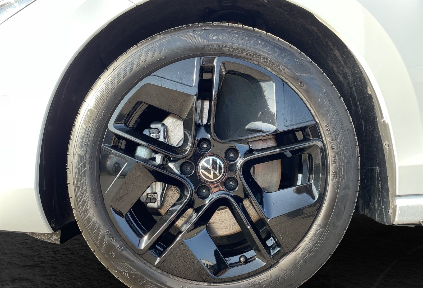 Volkswagen Passat Variant 2.0 TDI DSG 4M R-Line  AHK Navi L foto 6
