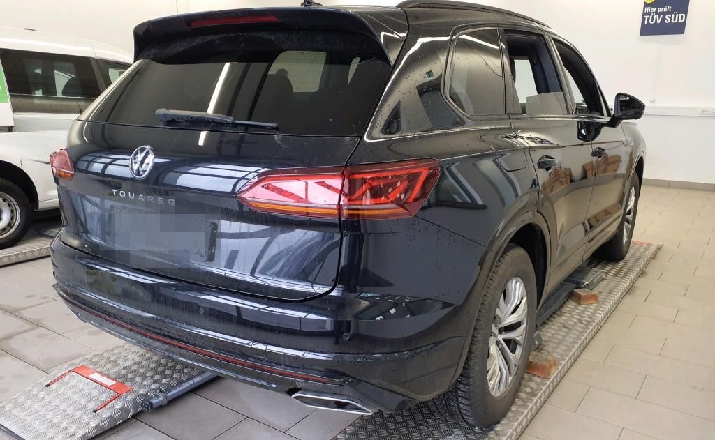 Volkswagen Touareg R-Line Black Style 3.0TDI 525,-ohne Anza foto 3