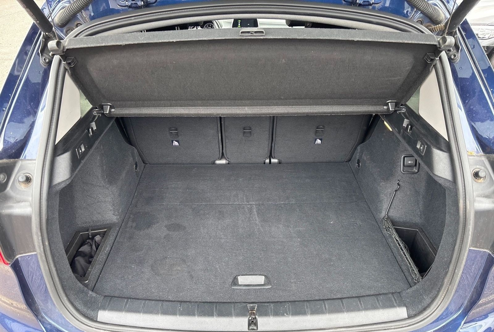 BMW X1 sDrive18d AHK/CAM/LED/HIFI foto 12