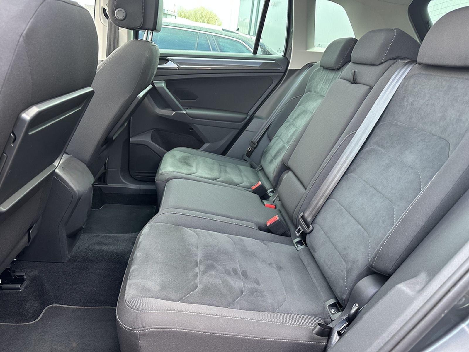 Volkswagen Tiguan 2.0 TSI 4M R-Line NAV+LED+AHK+KAM+PANO+AC foto 12