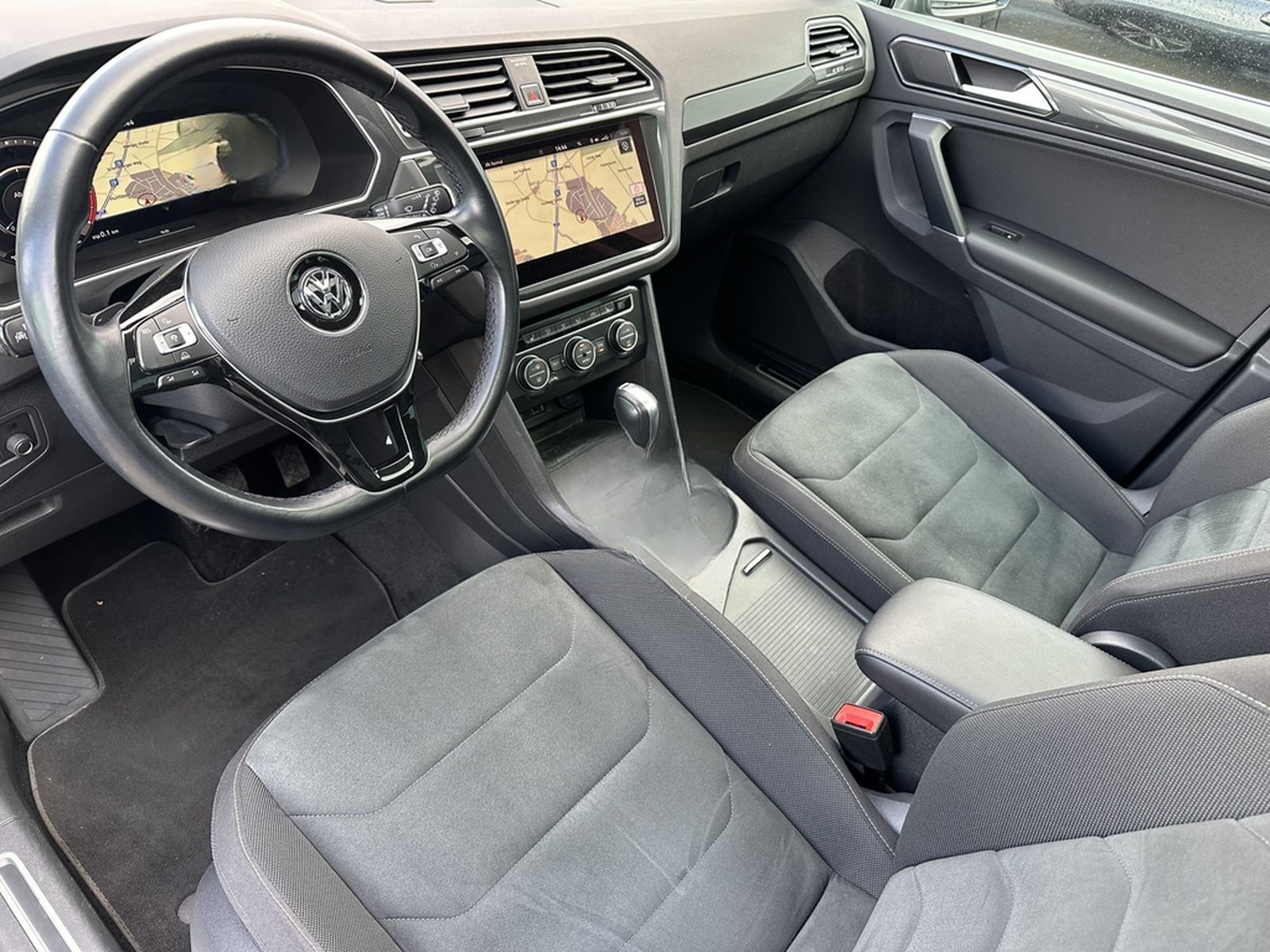 Volkswagen Tiguan 2.0 TSI 4M R-Line NAV+LED+AHK+KAM+PANO+AC foto 9