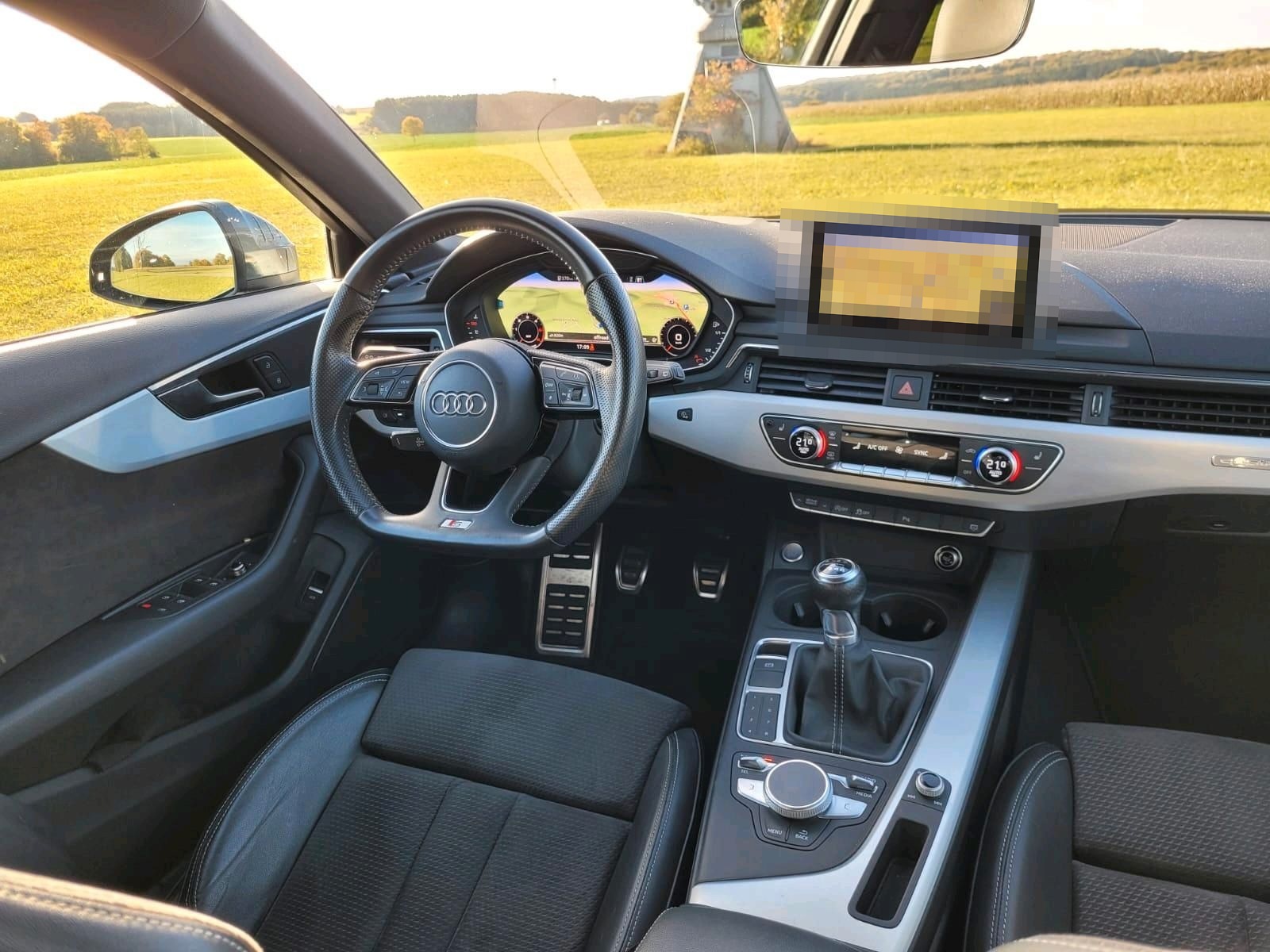 Audi A4 Avant b9 2.0 TDI quattro, foto 5