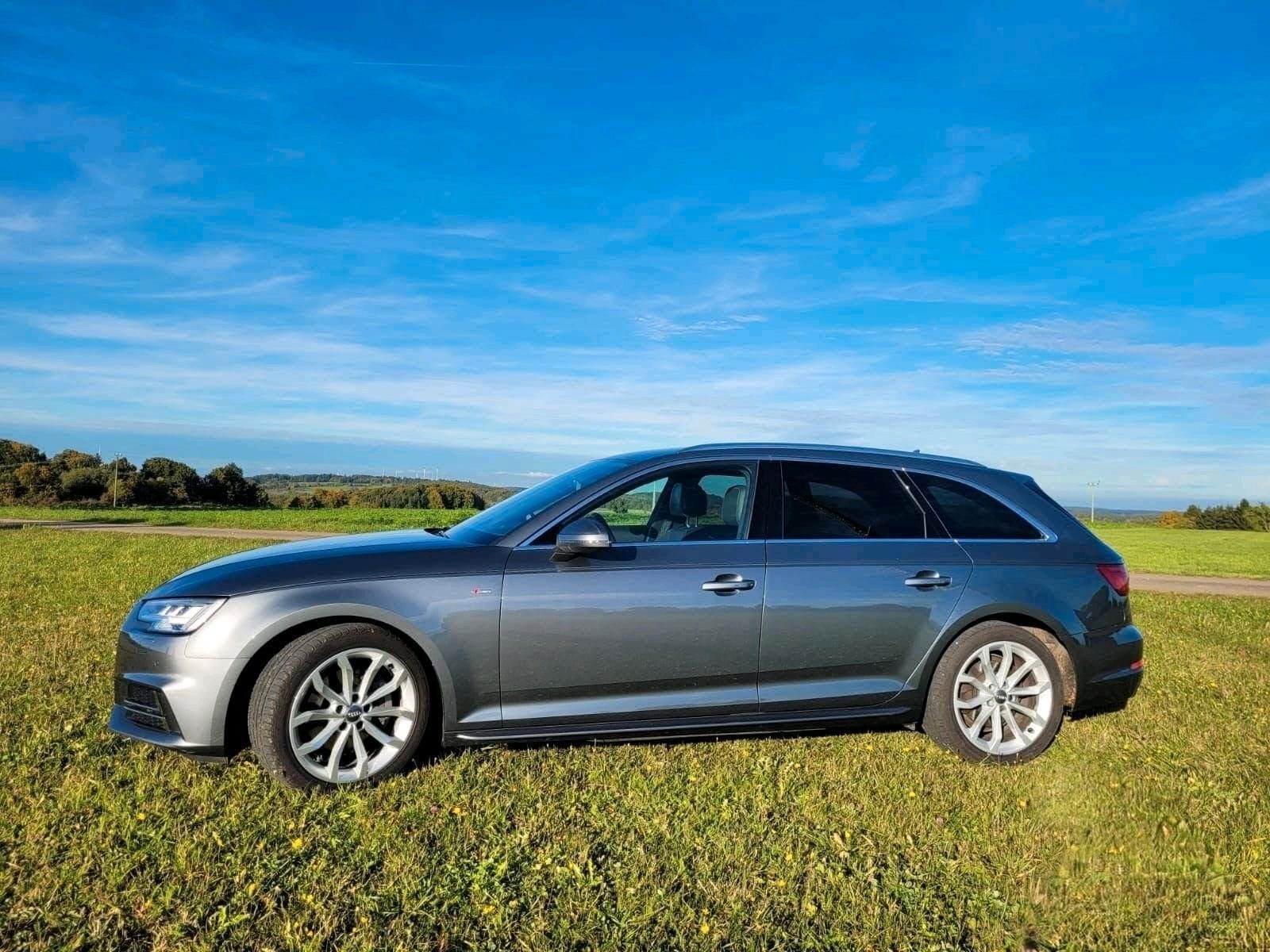Audi A4 Avant b9 2.0 TDI quattro, foto 10
