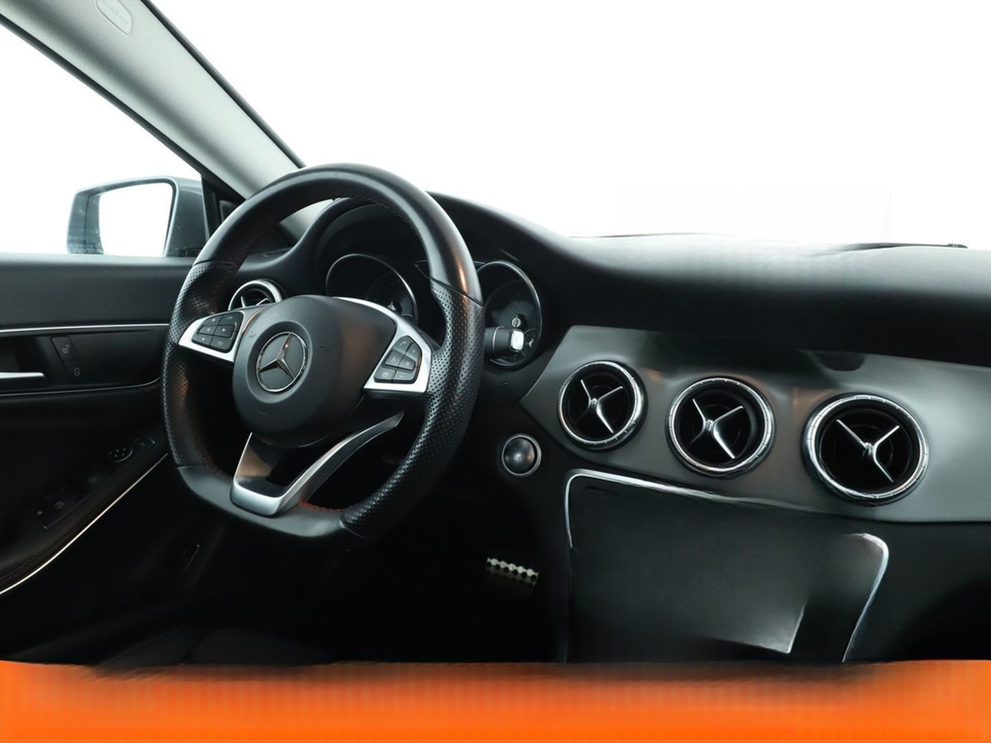 Mercedes-Benz CLA-Klasse CLA 180 Shooting Brake AMG Line Aut foto 5