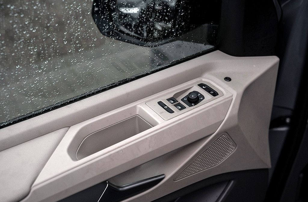 Volkswagen T7 Multivan 2.0 TSI Life KÜ AHK Navi KAM LED foto 14