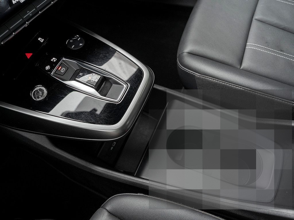 Audi Q4 e-tron 40 e-tron AHK MATRIX KAM LEDER foto 9