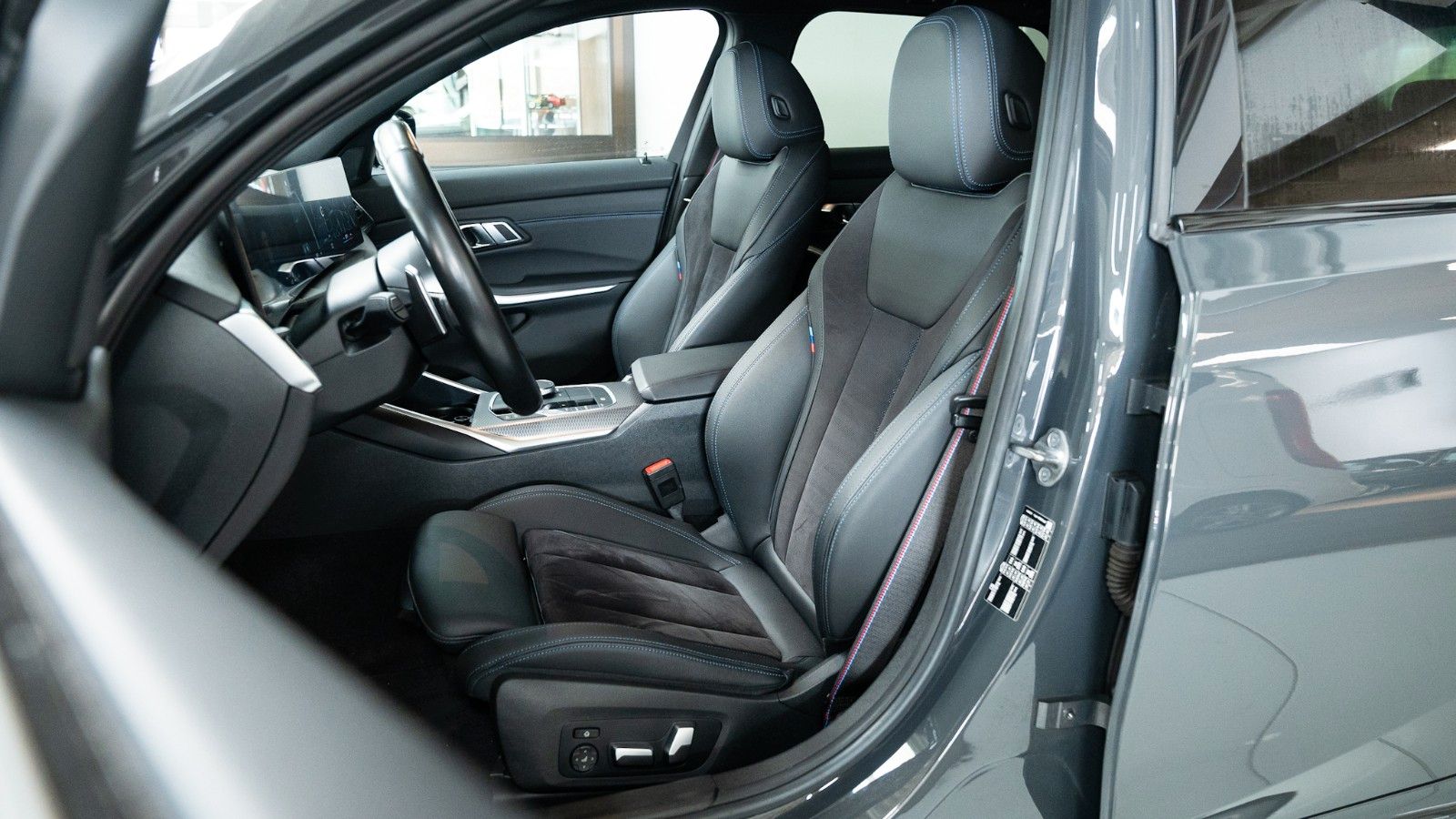 BMW 330d M Sport schwAHK HUD 360°Kam DrivAssisPro foto 20