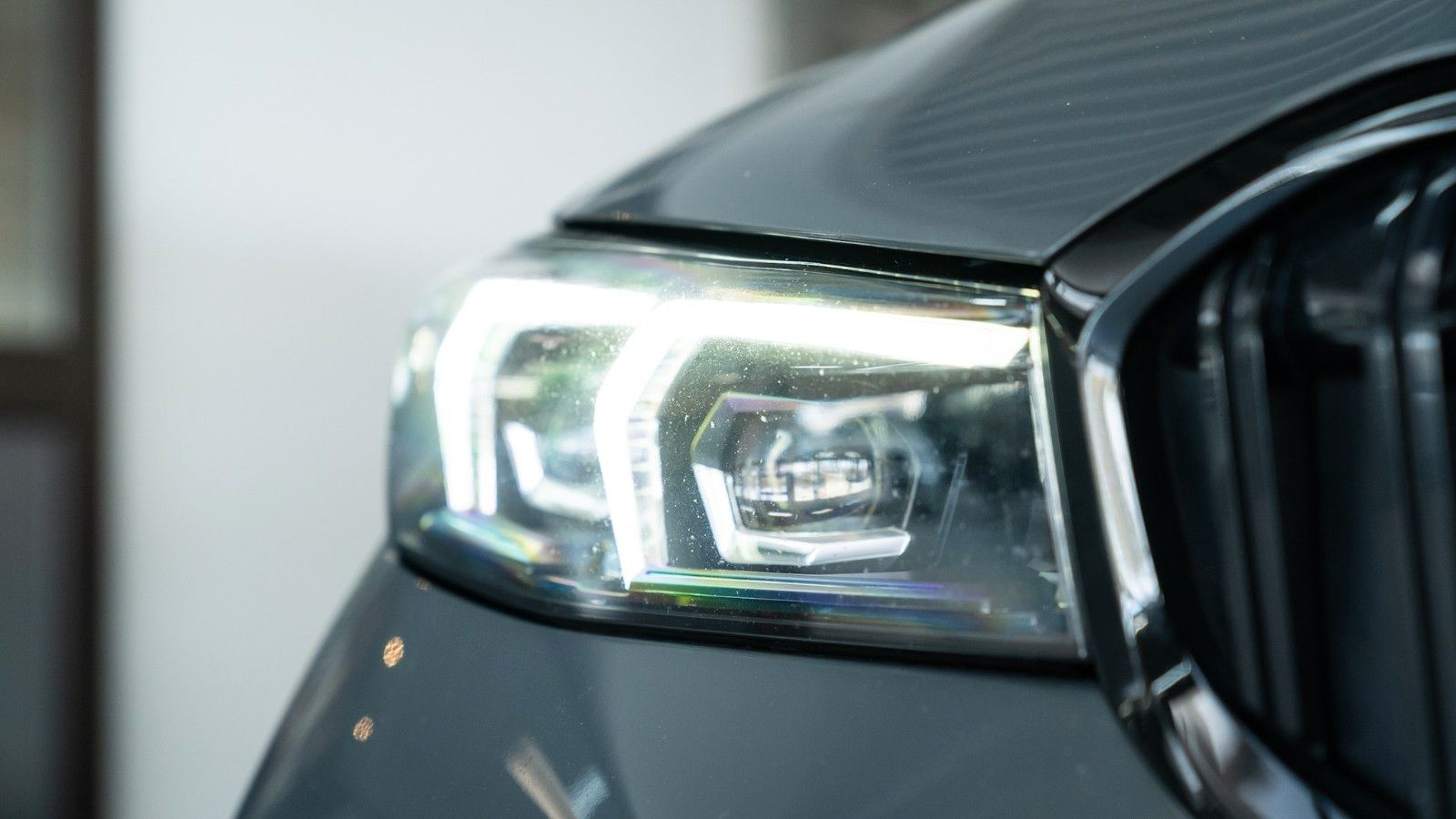 BMW 330d M Sport schwAHK HUD 360°Kam DrivAssisPro foto 5