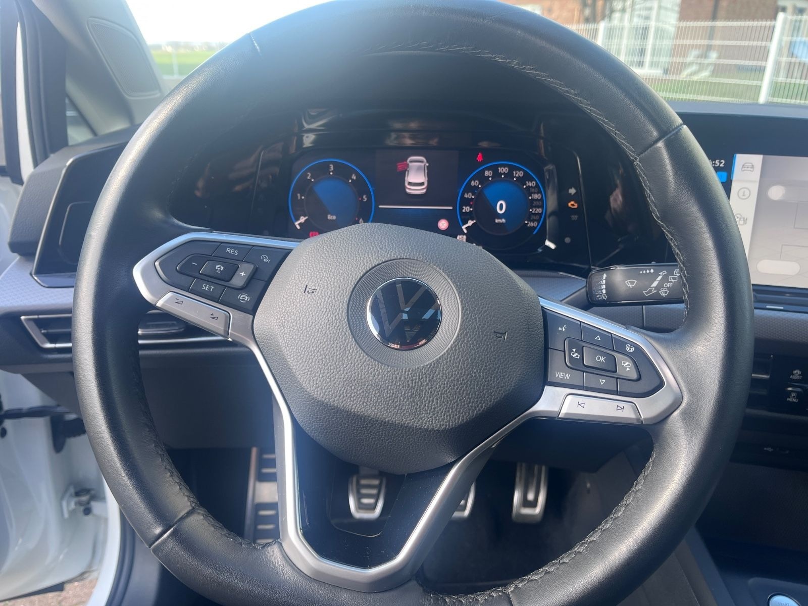 Volkswagen Golf VIII Lim. Active/Pano/elektr.AHK/Metallic foto 12