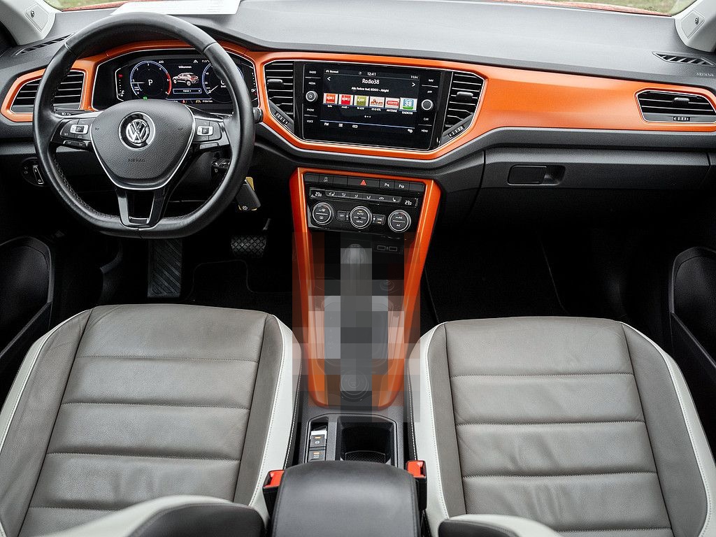 Volkswagen T-Roc 2.0 TDI Style 4M NAVI PANORAMA LED AHK foto 6